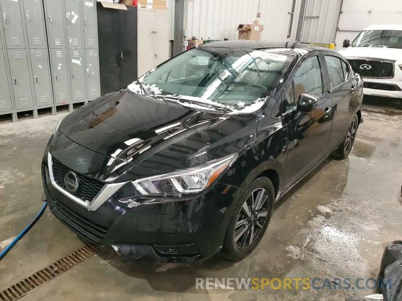 1 Photograph of a damaged car 3N1CN8EV5ML849604 NISSAN VERSA 2021