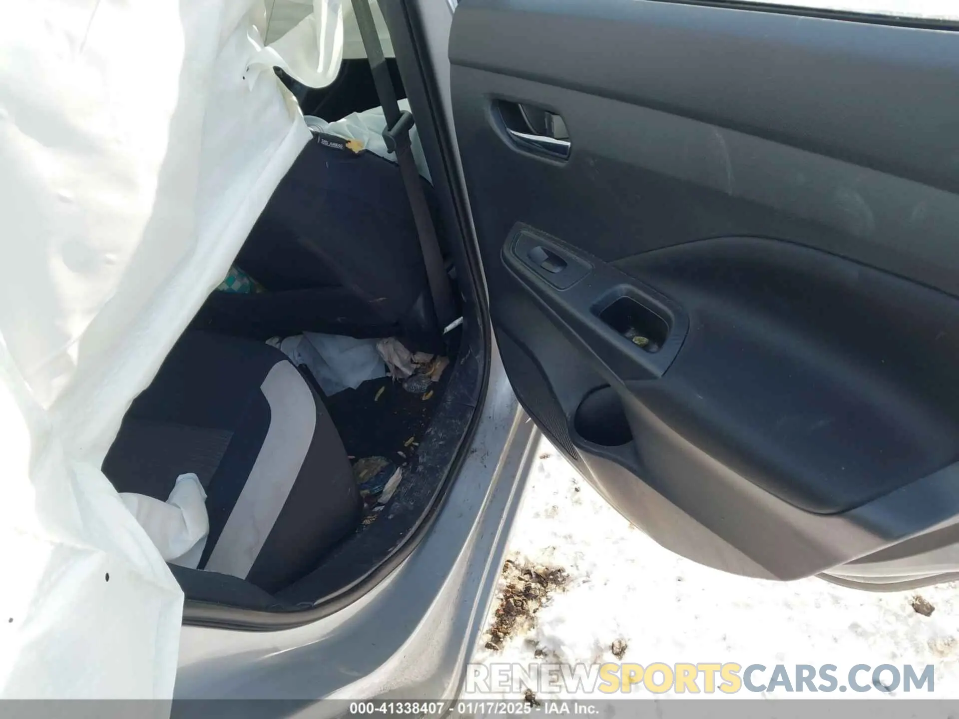 8 Photograph of a damaged car 3N1CN8EV5ML850350 NISSAN VERSA 2021