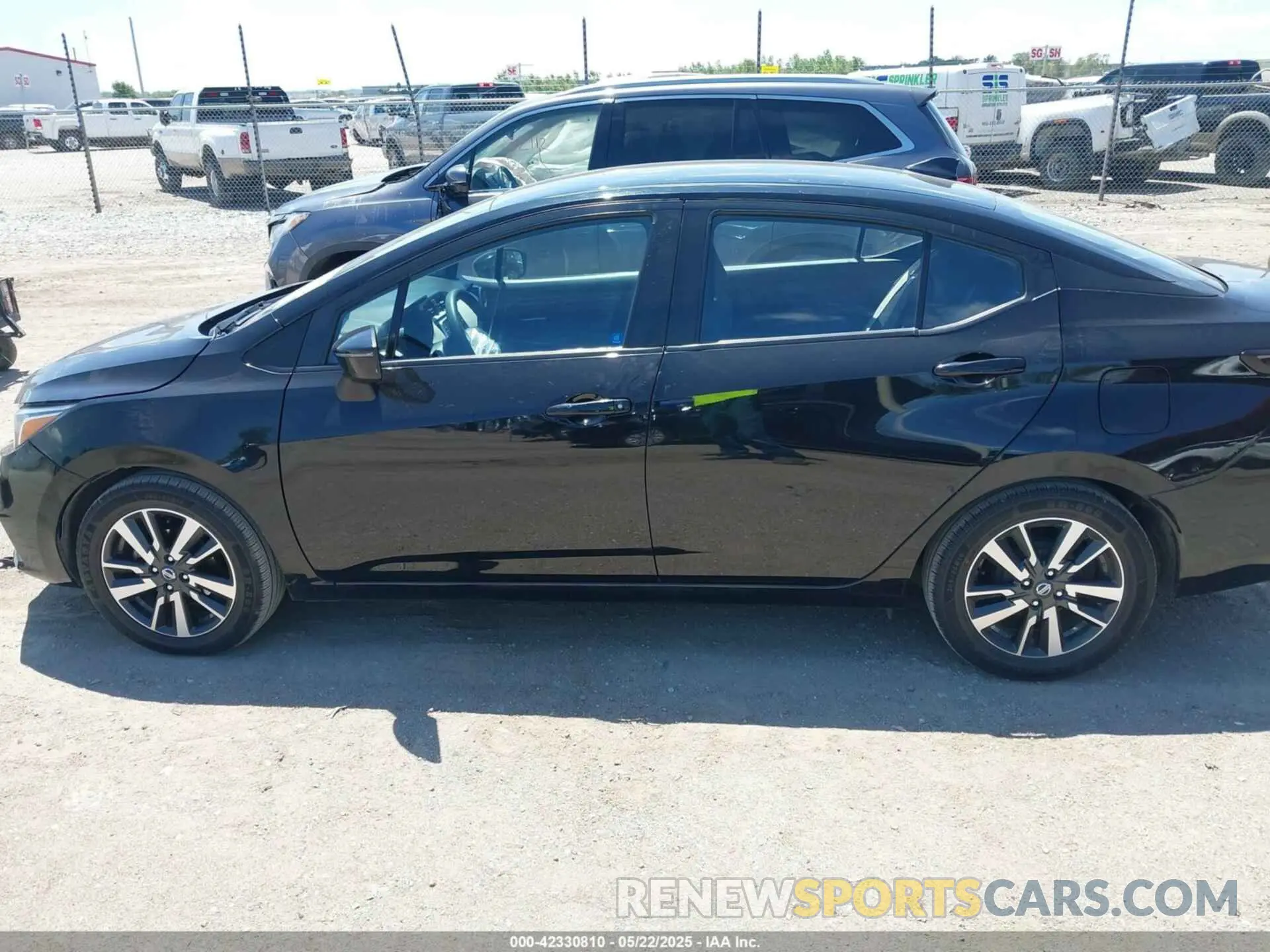 14 Photograph of a damaged car 3N1CN8EV5ML868007 NISSAN VERSA 2021