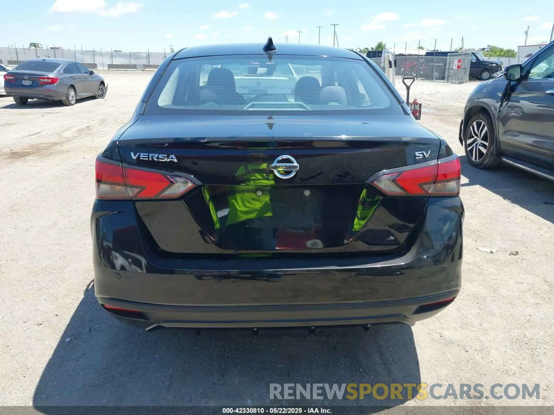 16 Photograph of a damaged car 3N1CN8EV5ML868007 NISSAN VERSA 2021