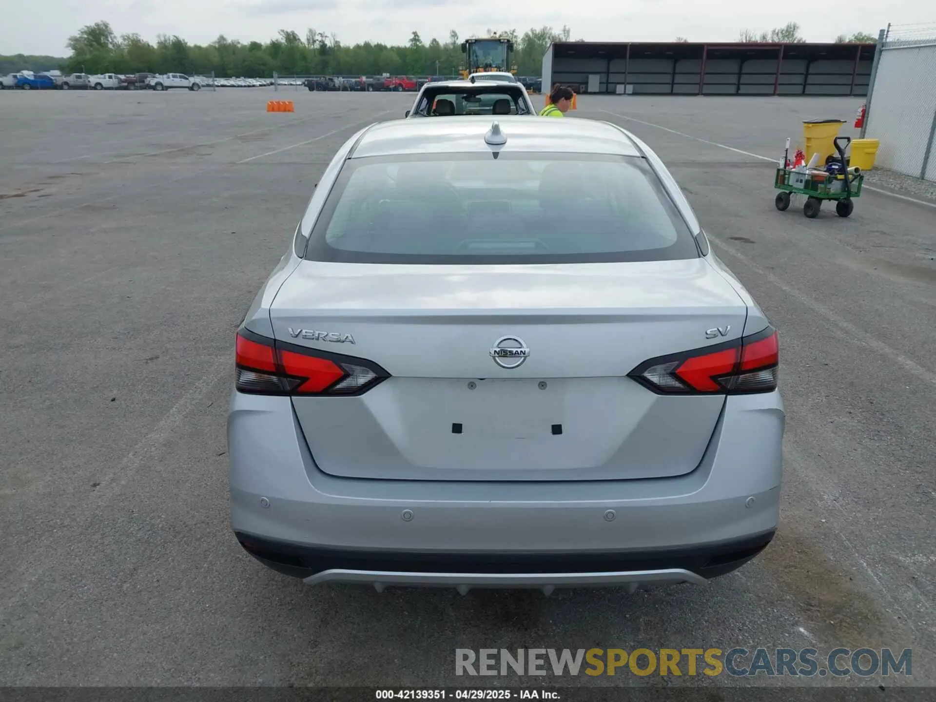16 Photograph of a damaged car 3N1CN8EV5ML876737 NISSAN VERSA 2021