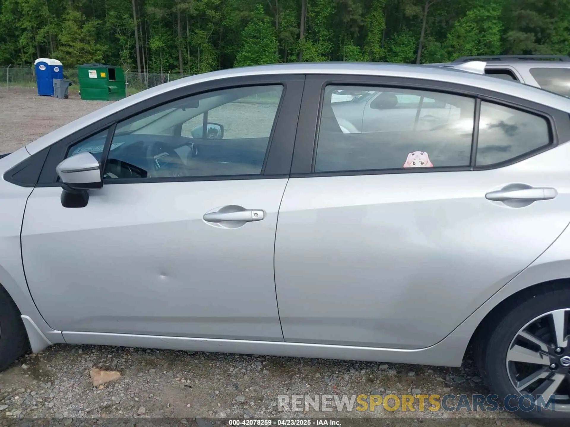 14 Photograph of a damaged car 3N1CN8EV6ML824954 NISSAN VERSA 2021