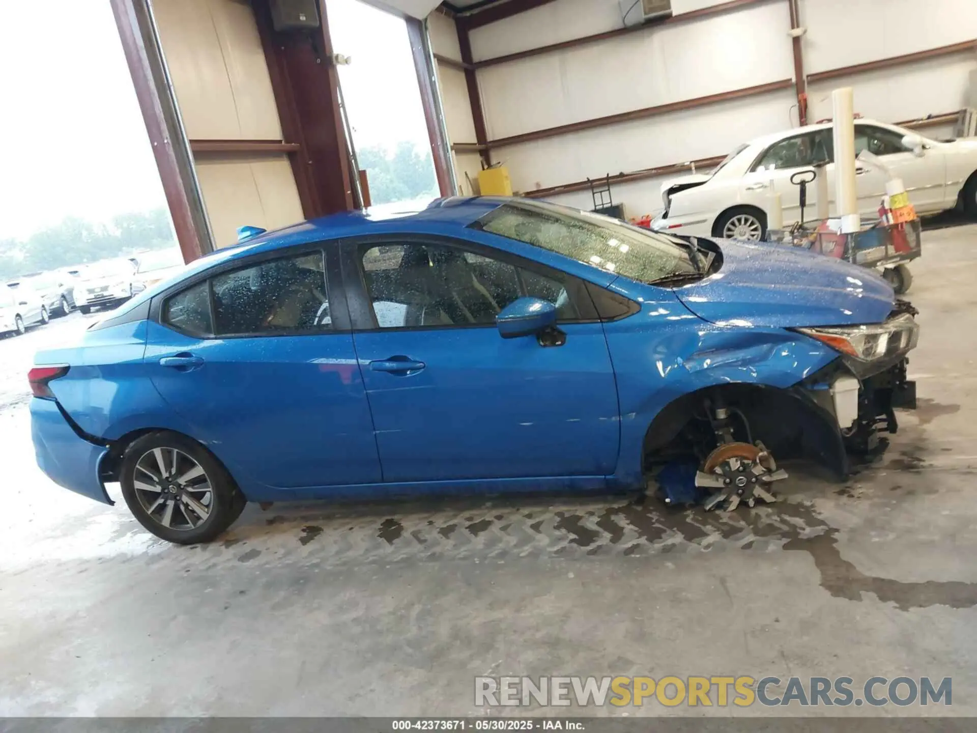 13 Photograph of a damaged car 3N1CN8EV6ML828390 NISSAN VERSA 2021