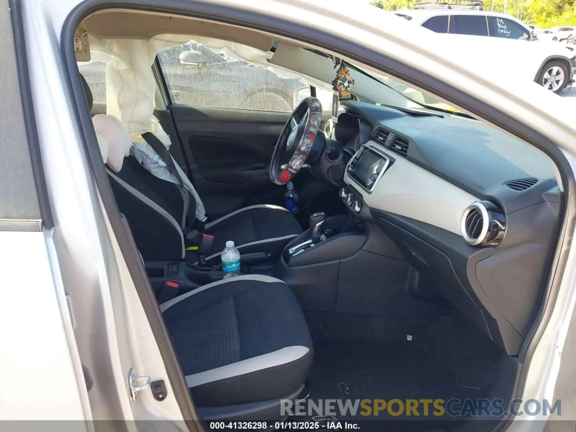 5 Photograph of a damaged car 3N1CN8EV6ML835579 NISSAN VERSA 2021
