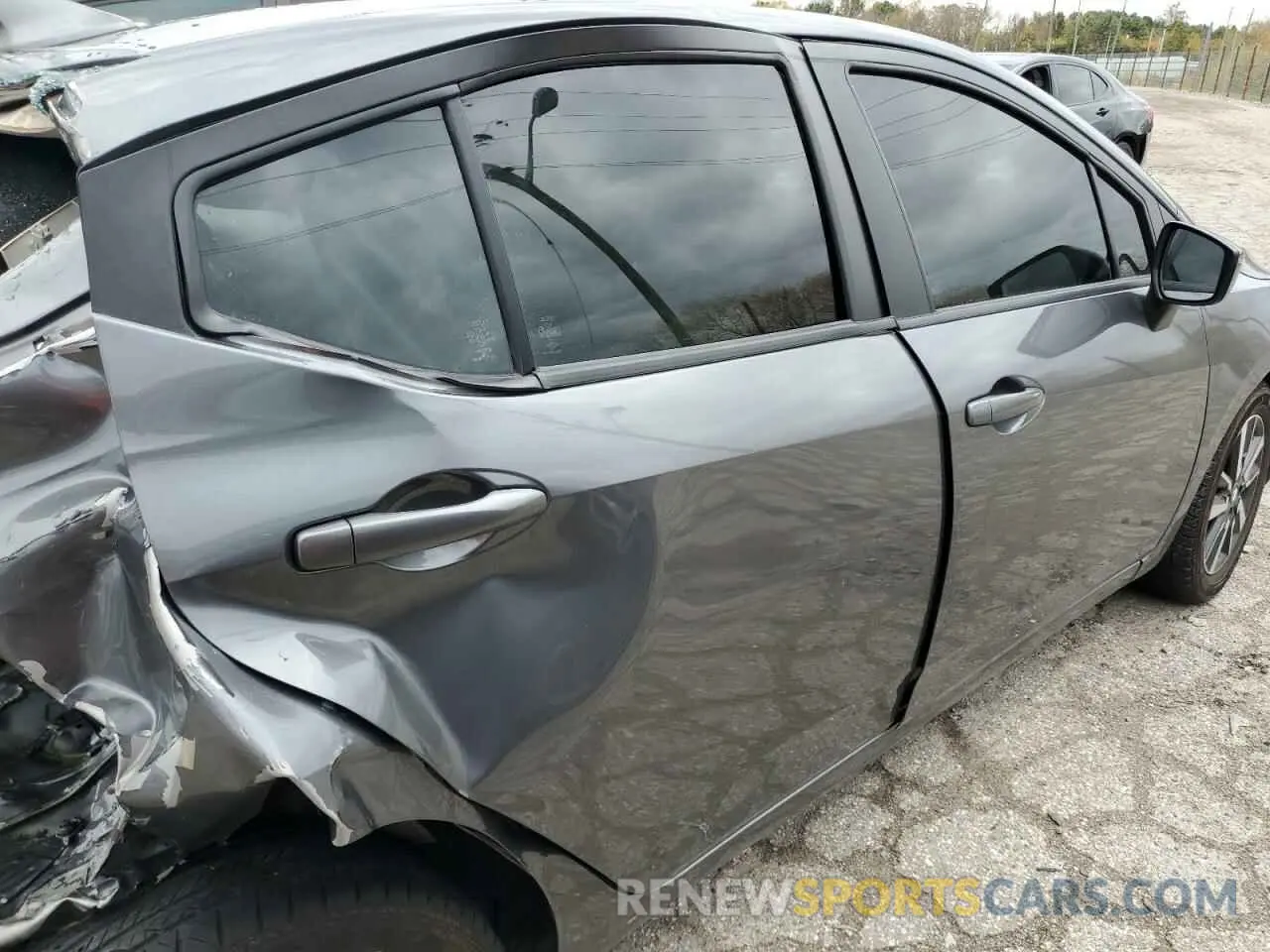 10 Photograph of a damaged car 3N1CN8EV6ML835632 NISSAN VERSA 2021