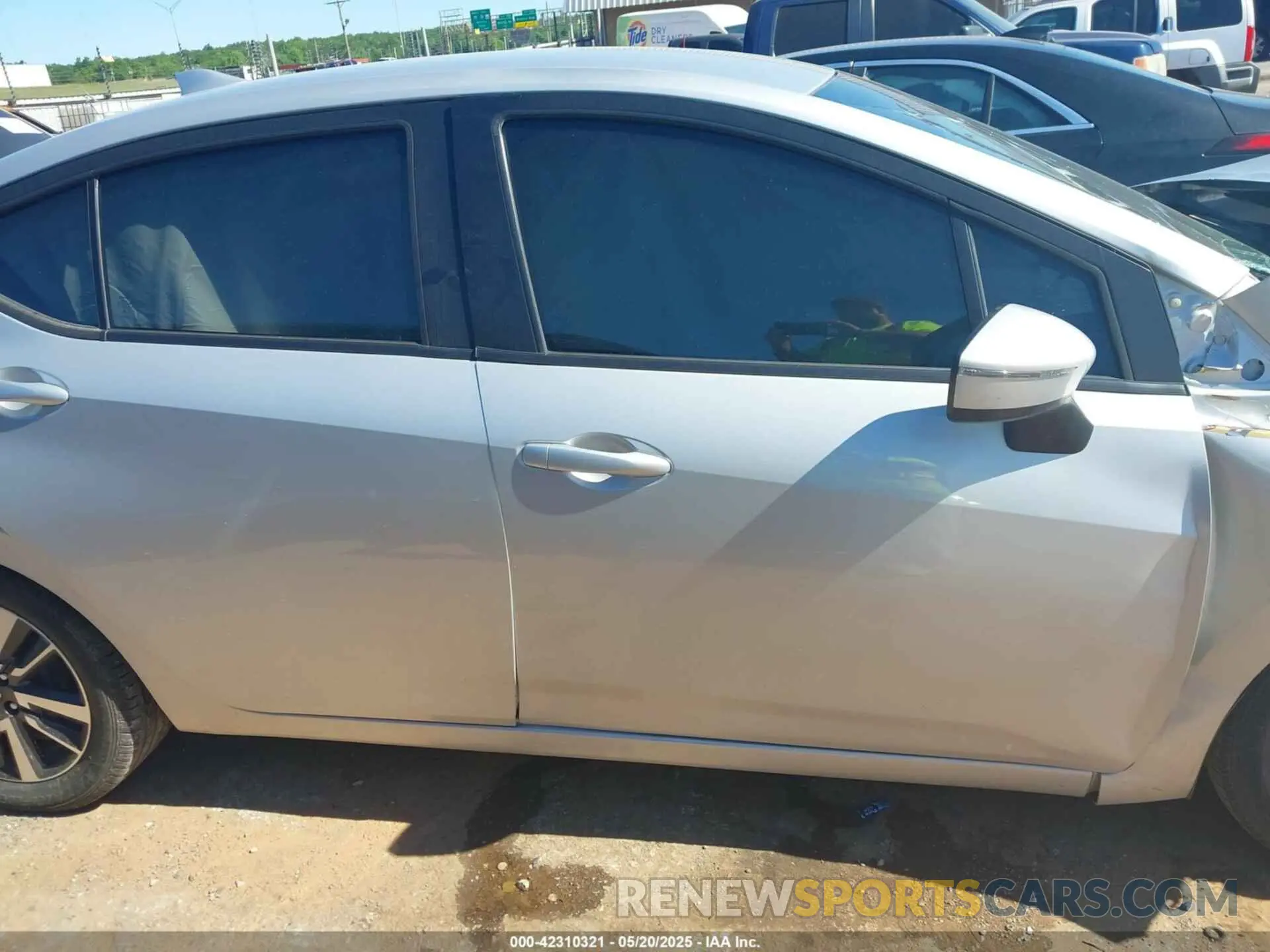 13 Photograph of a damaged car 3N1CN8EV6ML839891 NISSAN VERSA 2021