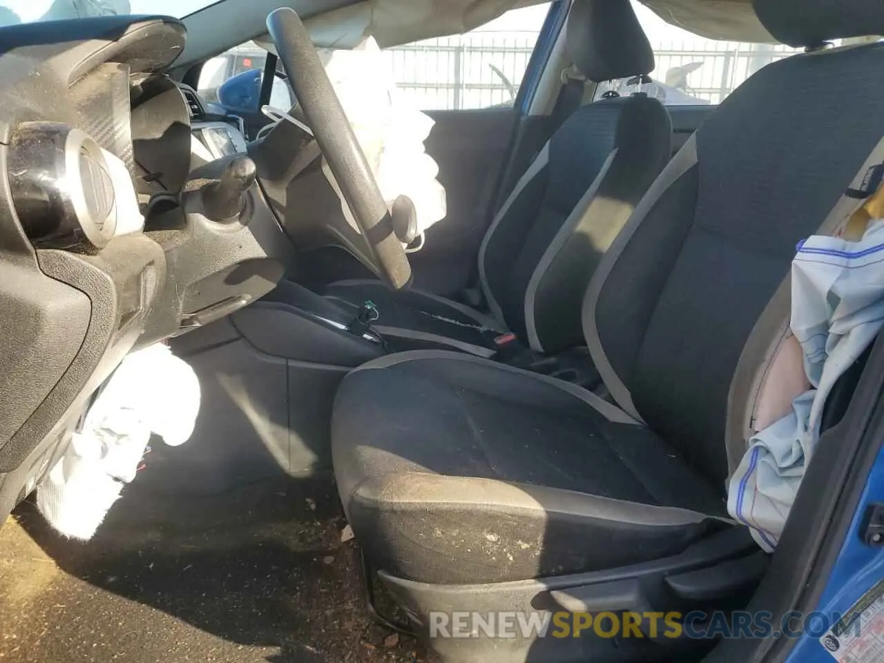 7 Photograph of a damaged car 3N1CN8EV6ML843925 NISSAN VERSA 2021