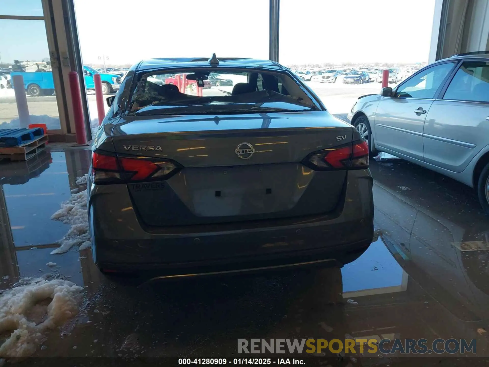 16 Photograph of a damaged car 3N1CN8EV6ML849952 NISSAN VERSA 2021