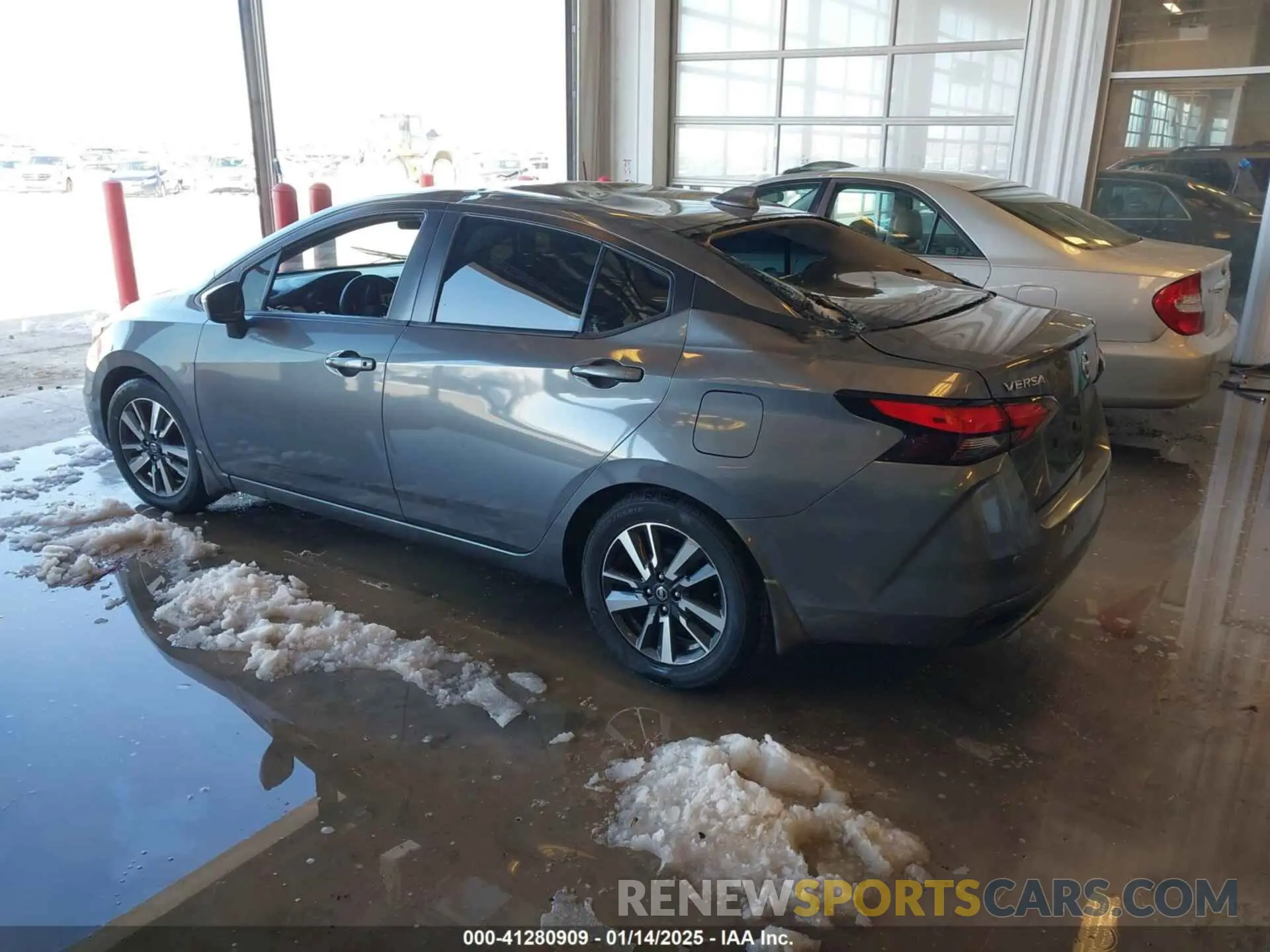 3 Photograph of a damaged car 3N1CN8EV6ML849952 NISSAN VERSA 2021