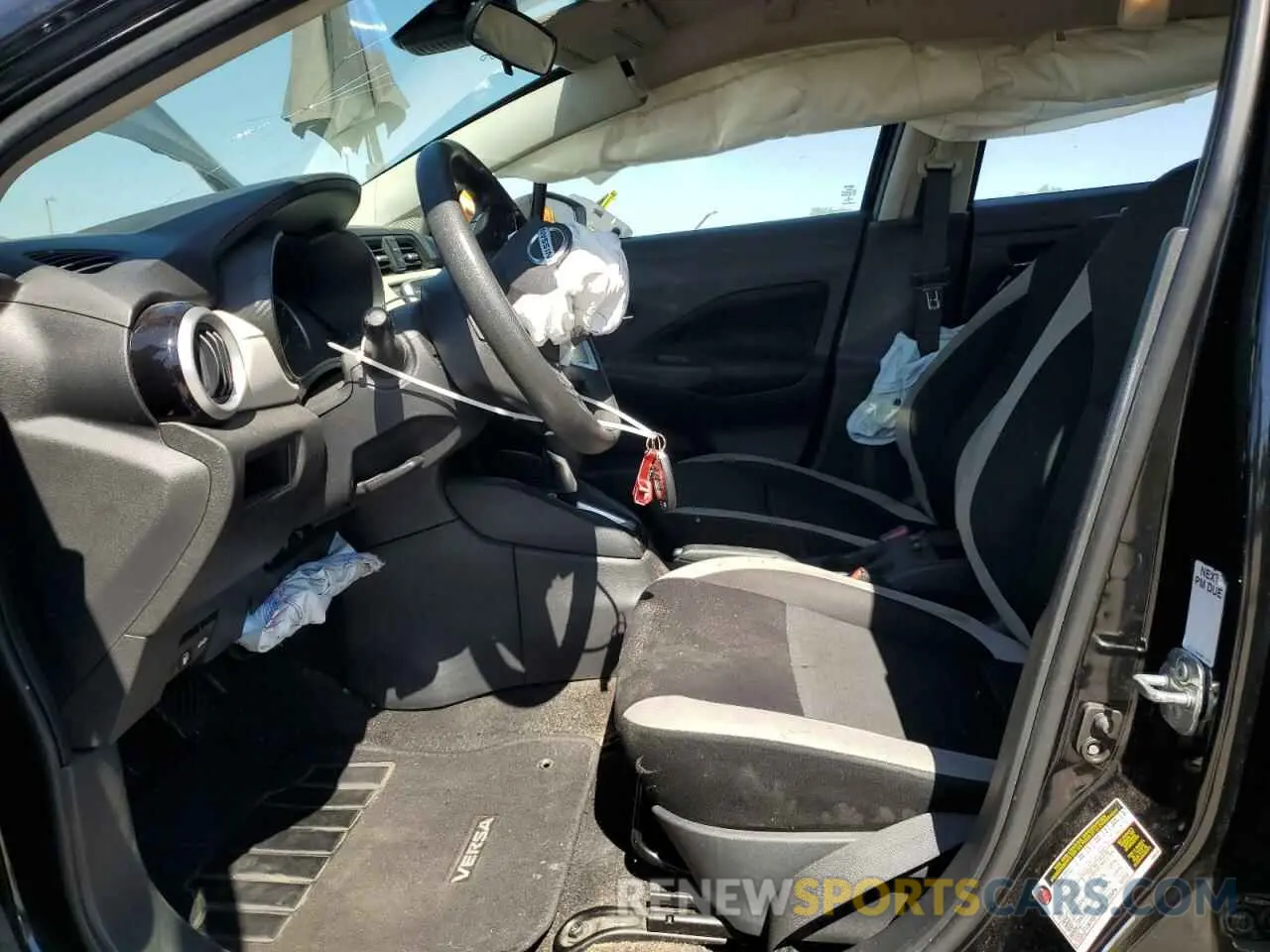 7 Photograph of a damaged car 3N1CN8EV6ML853970 NISSAN VERSA 2021