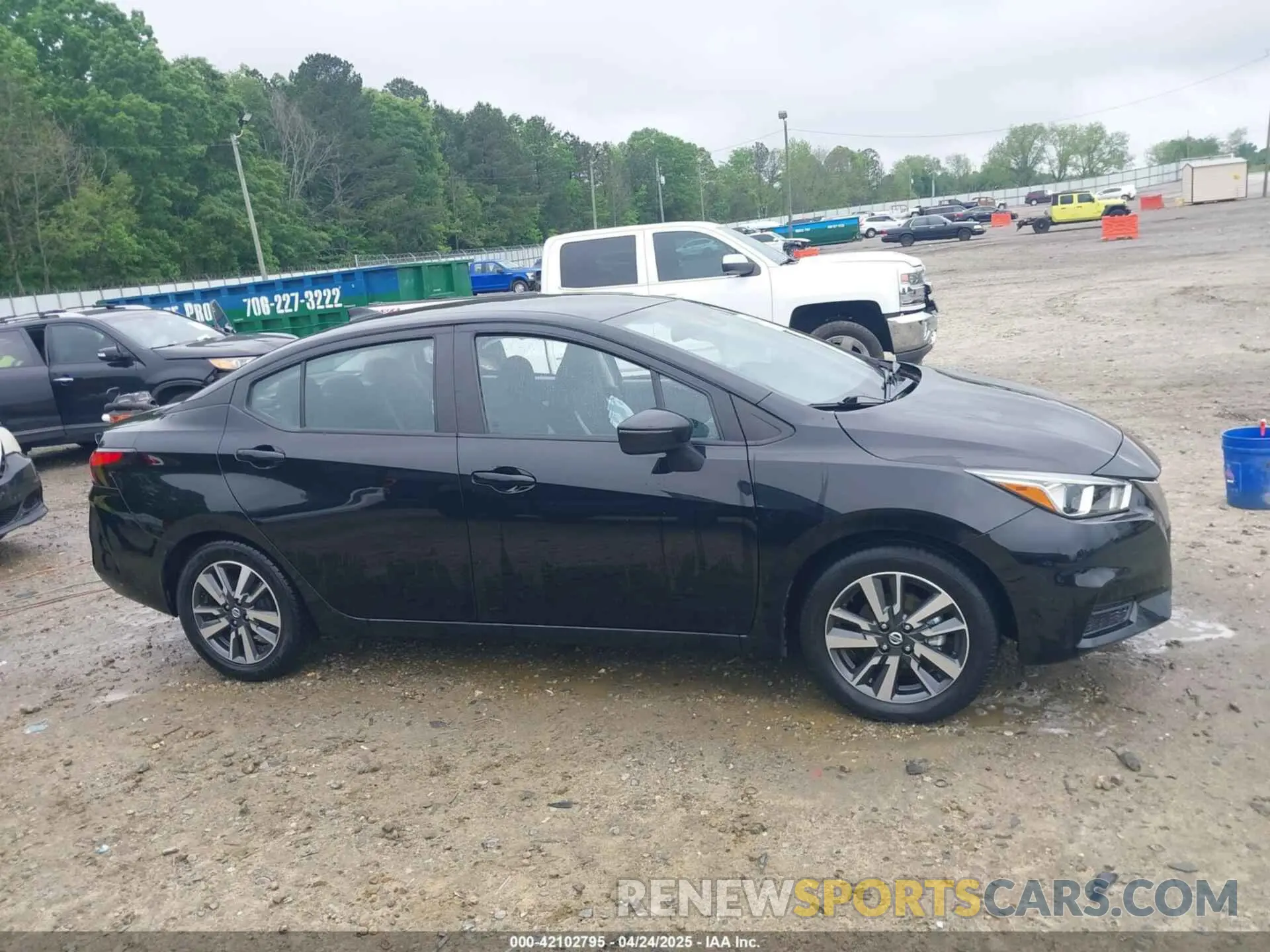 13 Photograph of a damaged car 3N1CN8EV6ML864225 NISSAN VERSA 2021