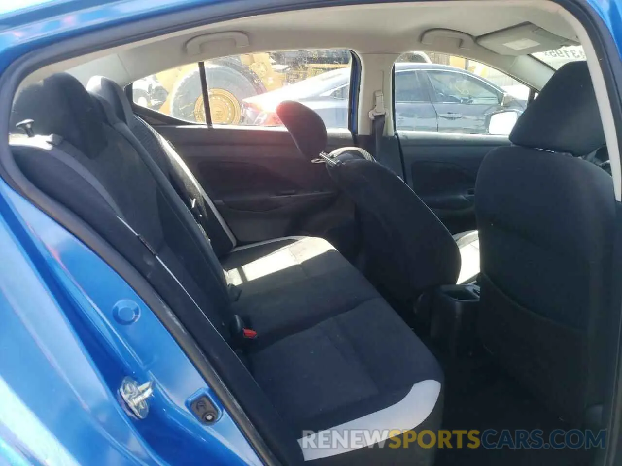 10 Photograph of a damaged car 3N1CN8EV6ML865567 NISSAN VERSA 2021