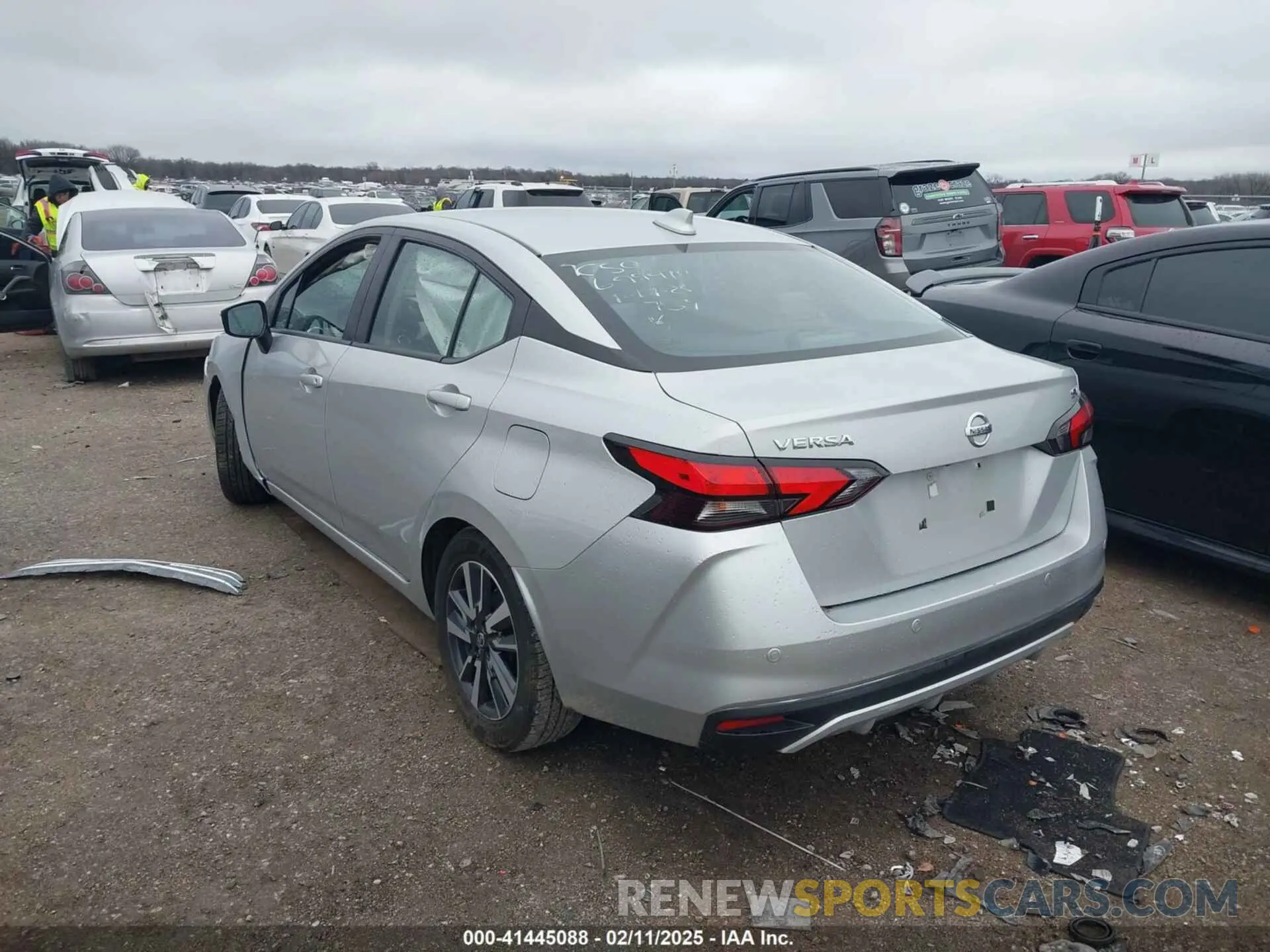 3 Photograph of a damaged car 3N1CN8EV6ML881297 NISSAN VERSA 2021