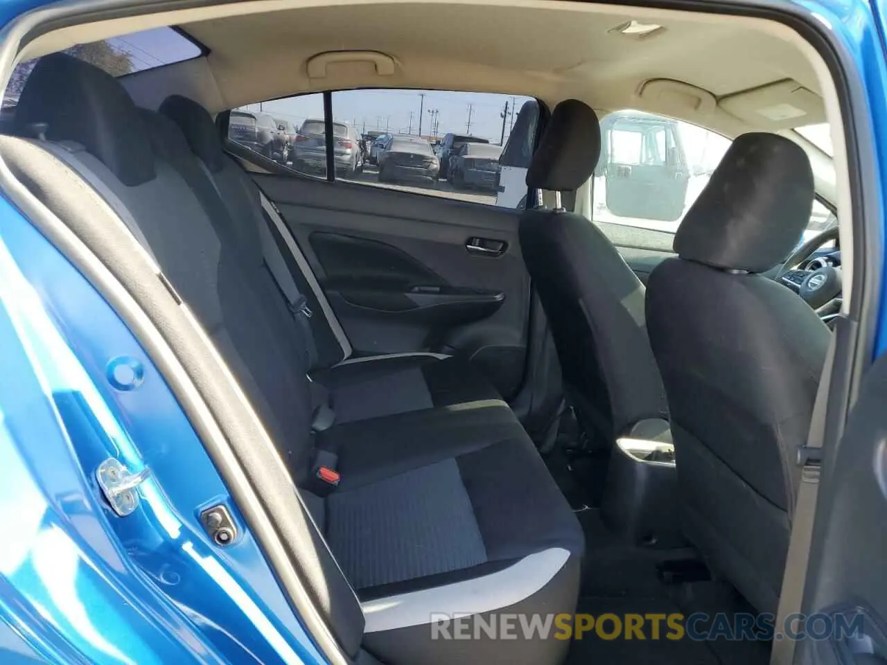 10 Photograph of a damaged car 3N1CN8EV6ML896558 NISSAN VERSA 2021