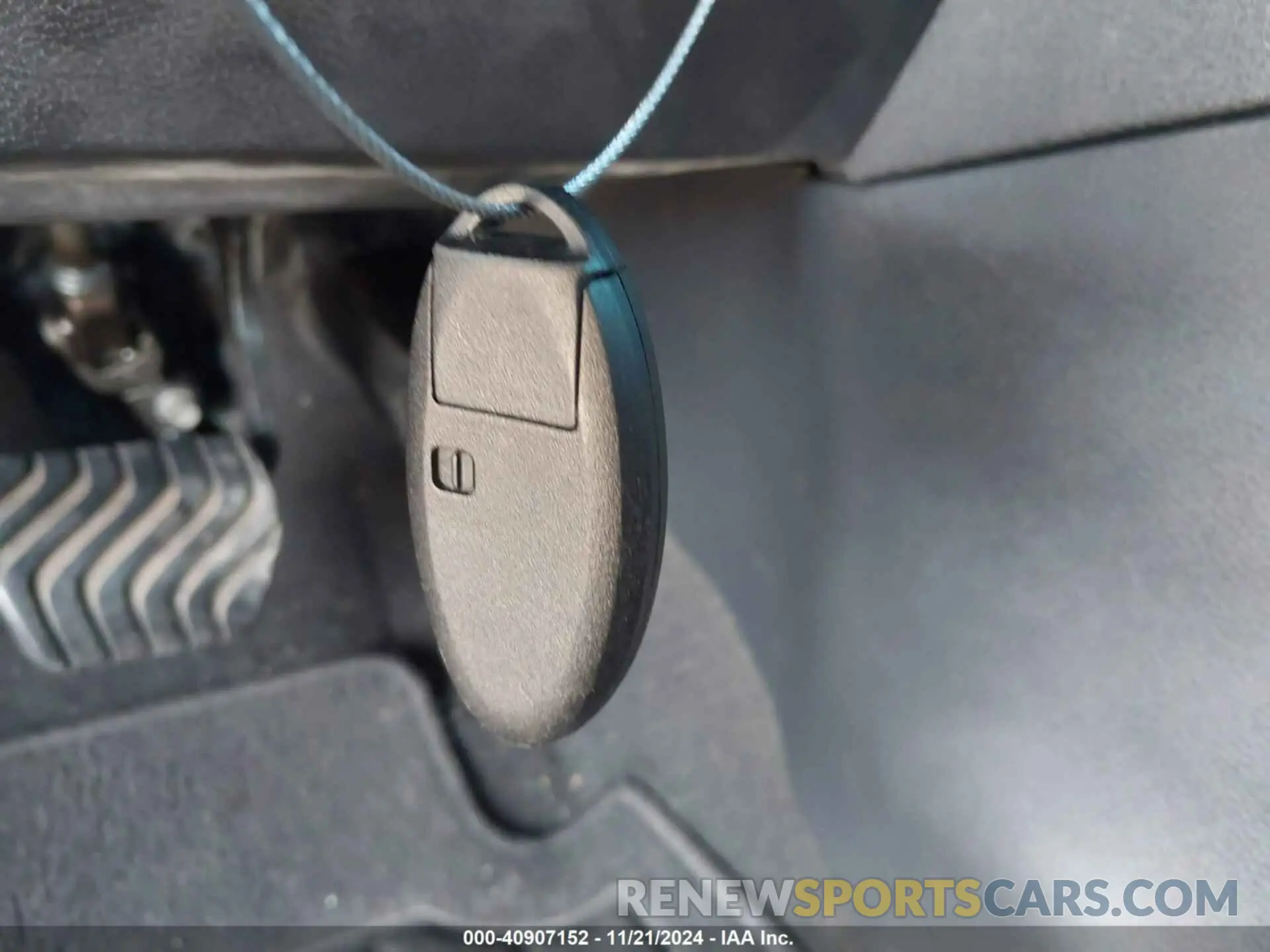 11 Photograph of a damaged car 3N1CN8EV7ML838023 NISSAN VERSA 2021
