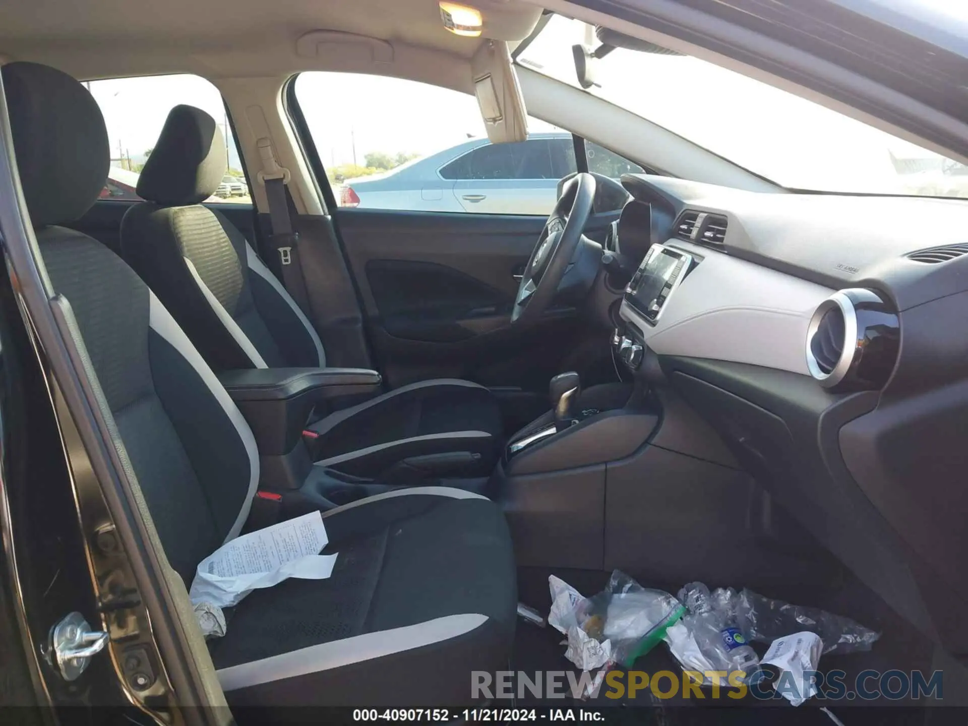 5 Photograph of a damaged car 3N1CN8EV7ML838023 NISSAN VERSA 2021