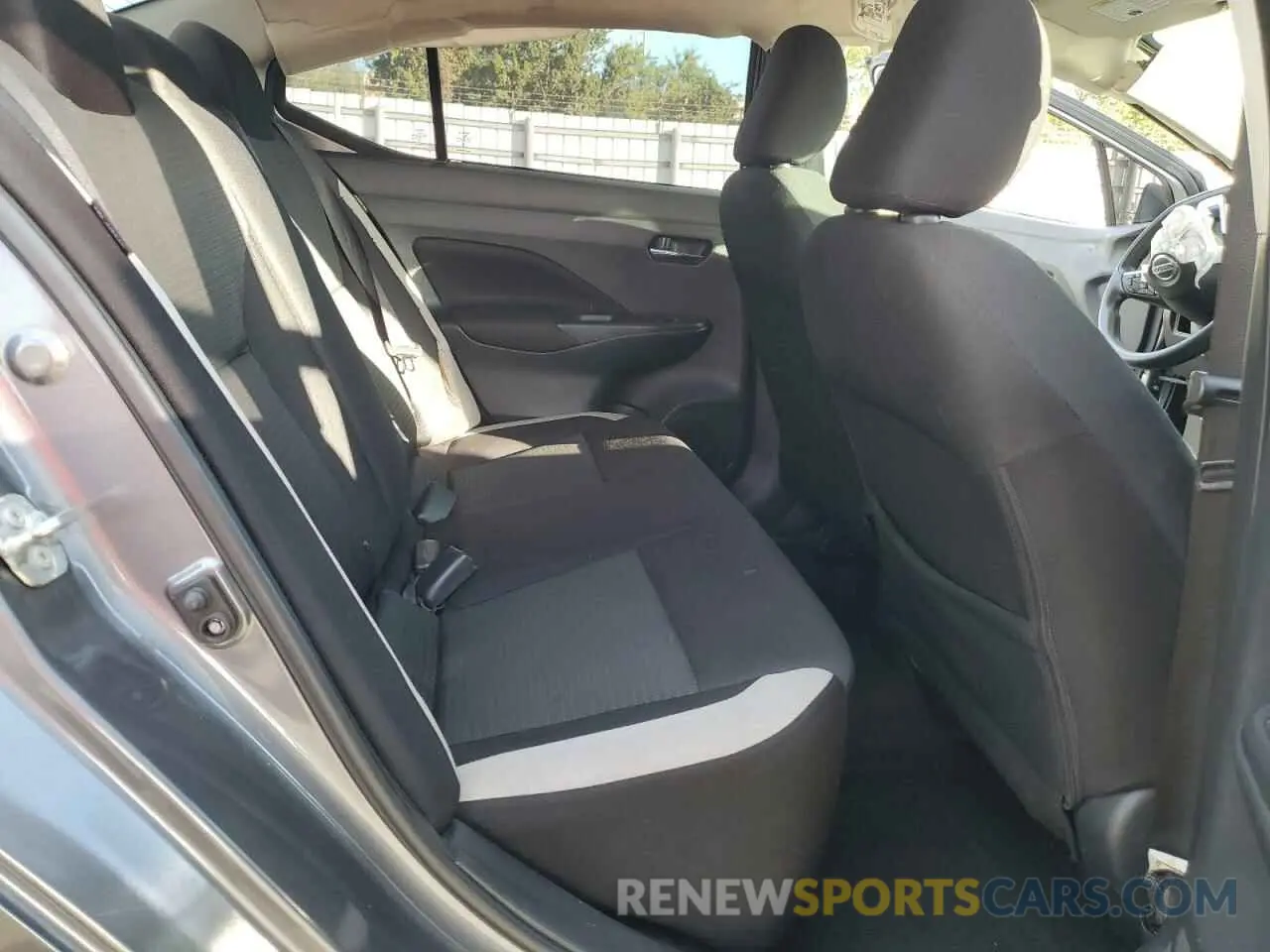 10 Photograph of a damaged car 3N1CN8EV7ML848423 NISSAN VERSA 2021