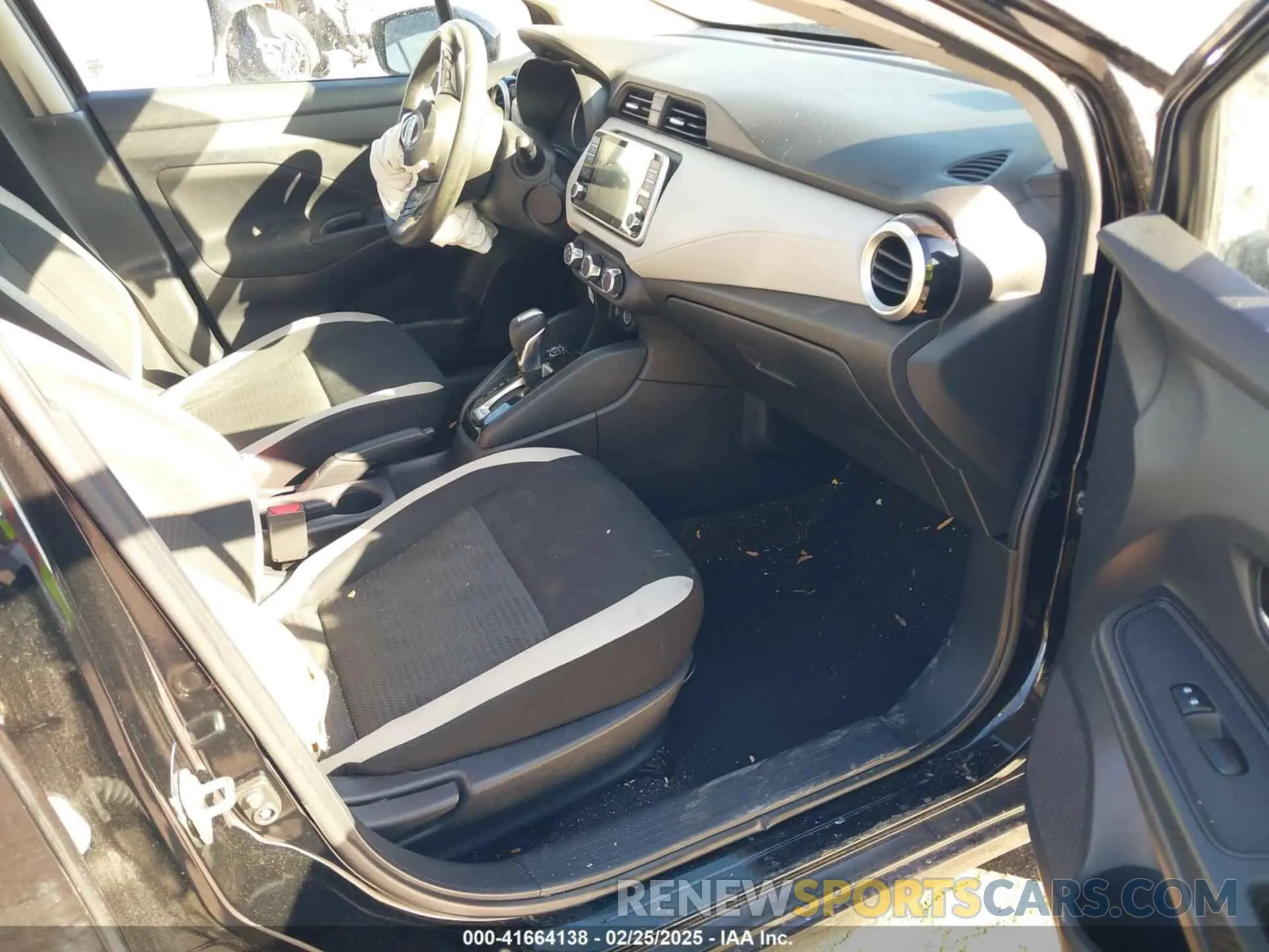 5 Photograph of a damaged car 3N1CN8EV7ML853525 NISSAN VERSA 2021