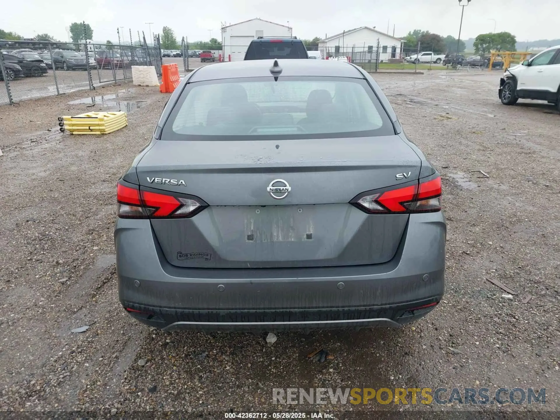 17 Photograph of a damaged car 3N1CN8EV7ML873547 NISSAN VERSA 2021