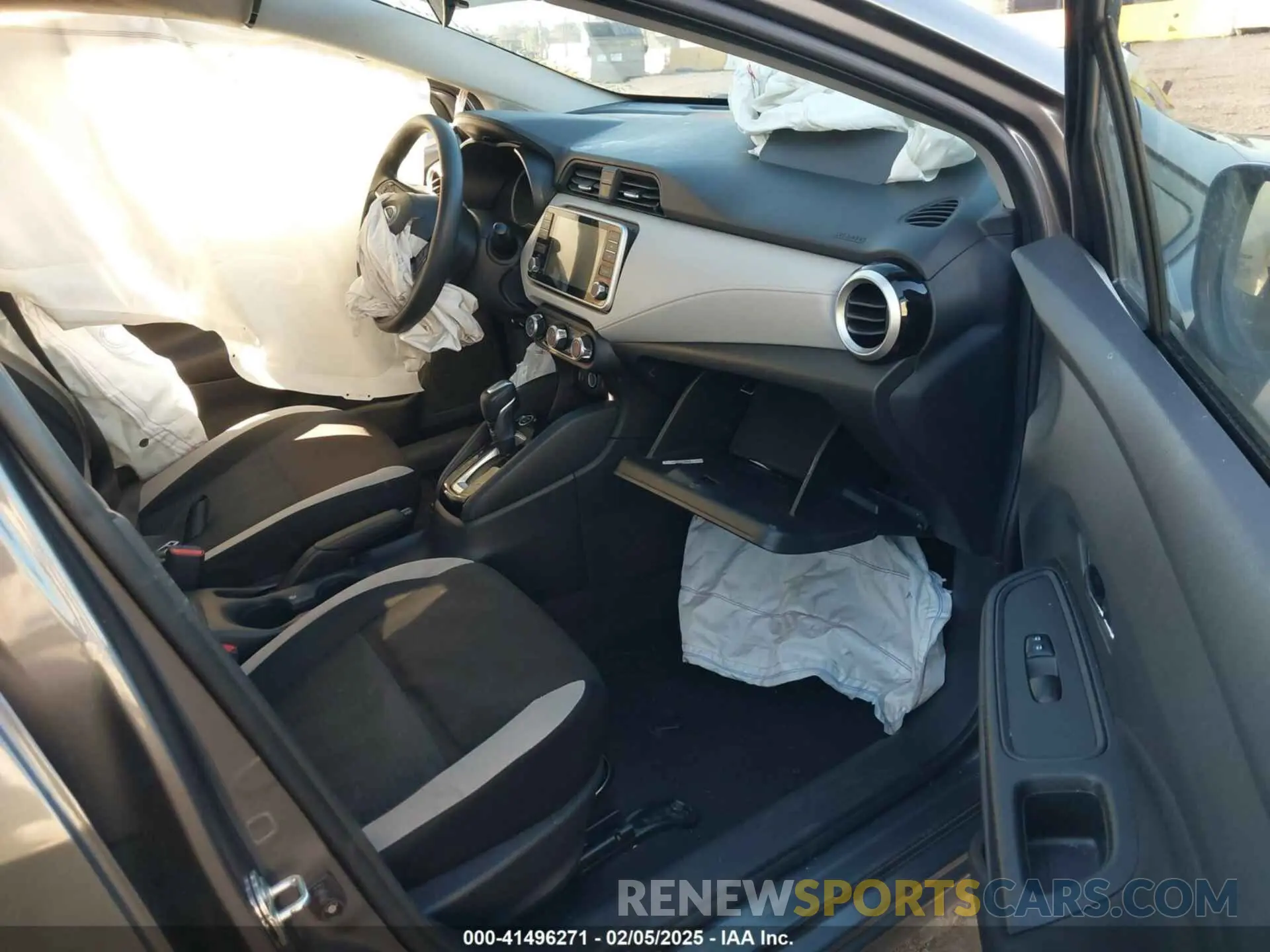 4 Photograph of a damaged car 3N1CN8EV7ML876321 NISSAN VERSA 2021