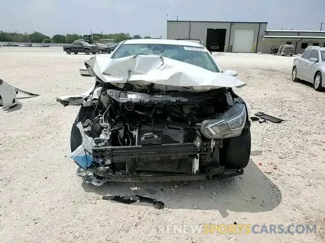 11 Photograph of a damaged car 3N1CN8EV7ML877601 NISSAN VERSA 2021