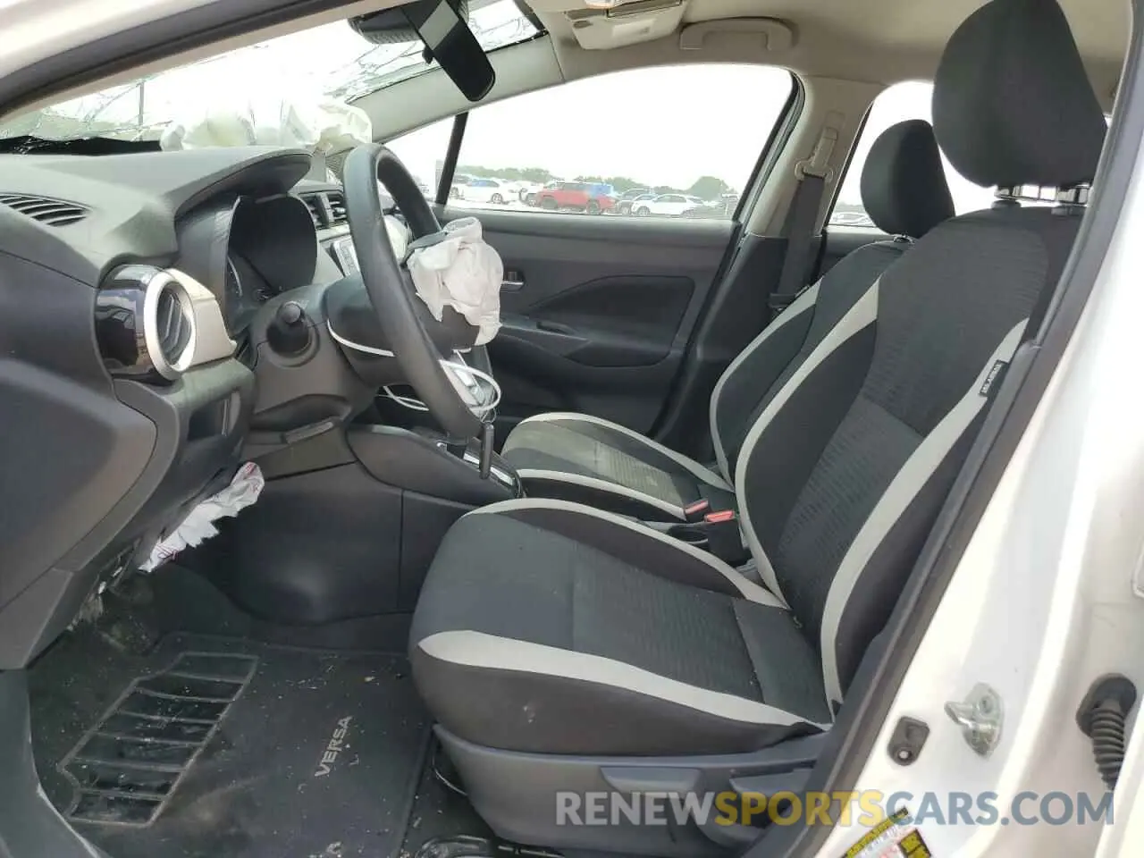 7 Photograph of a damaged car 3N1CN8EV7ML877601 NISSAN VERSA 2021