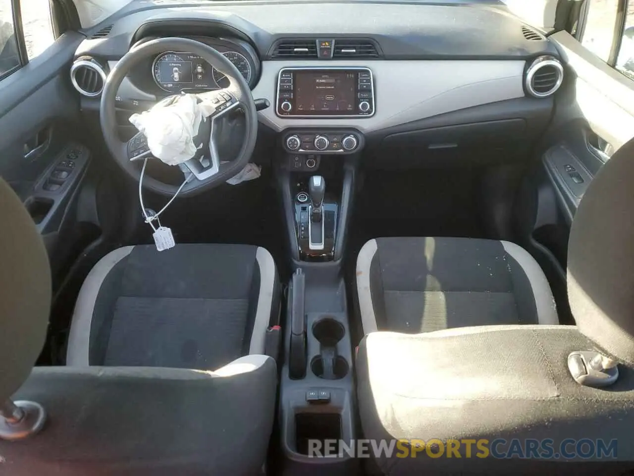 8 Photograph of a damaged car 3N1CN8EV7ML883169 NISSAN VERSA 2021