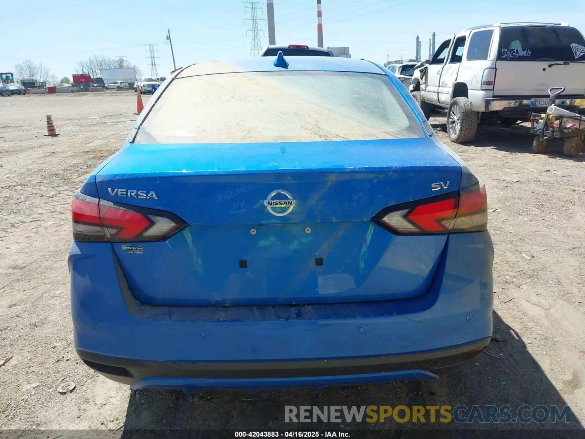 16 Photograph of a damaged car 3N1CN8EV8ML813616 NISSAN VERSA 2021