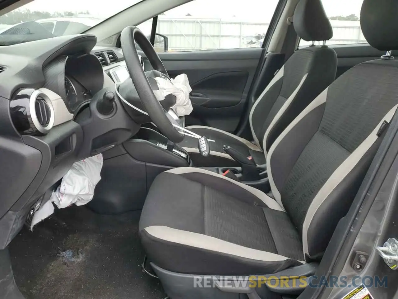 7 Photograph of a damaged car 3N1CN8EV8ML821070 NISSAN VERSA 2021