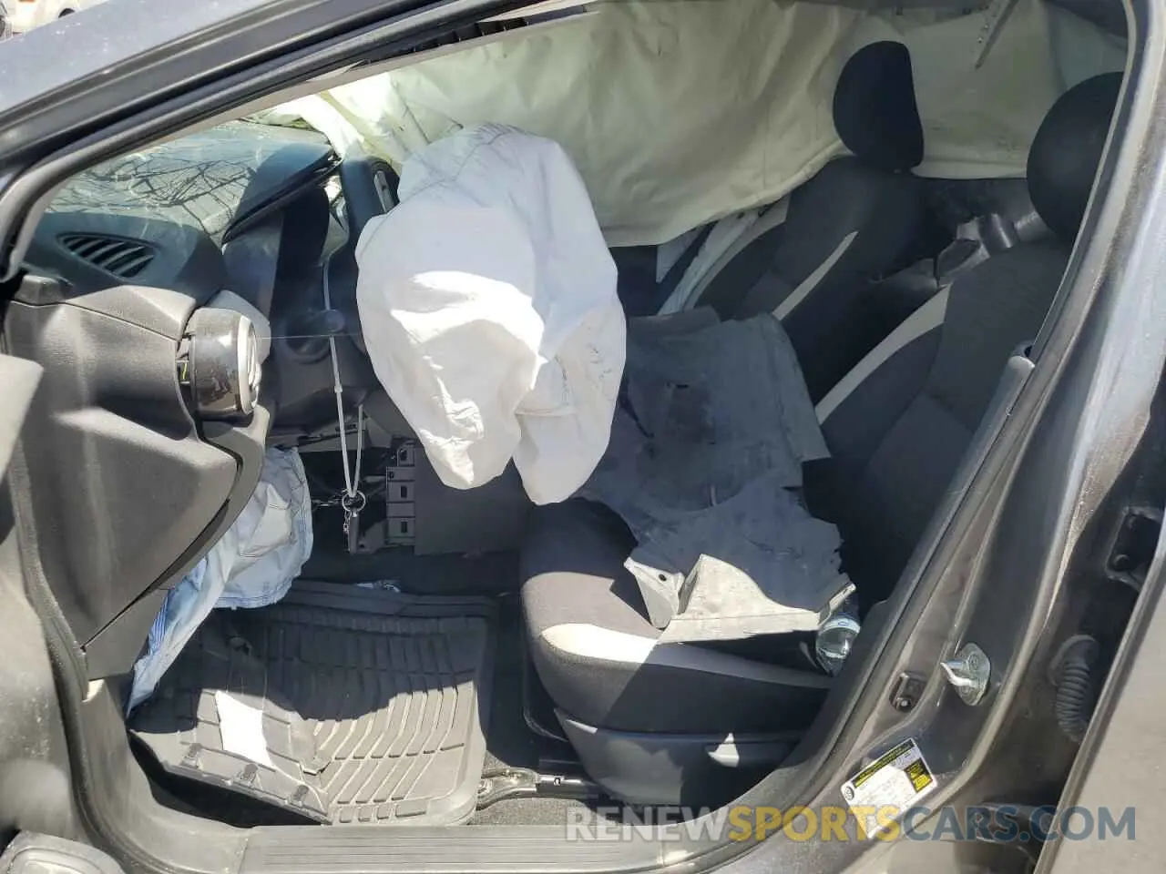 7 Photograph of a damaged car 3N1CN8EV8ML831565 NISSAN VERSA 2021
