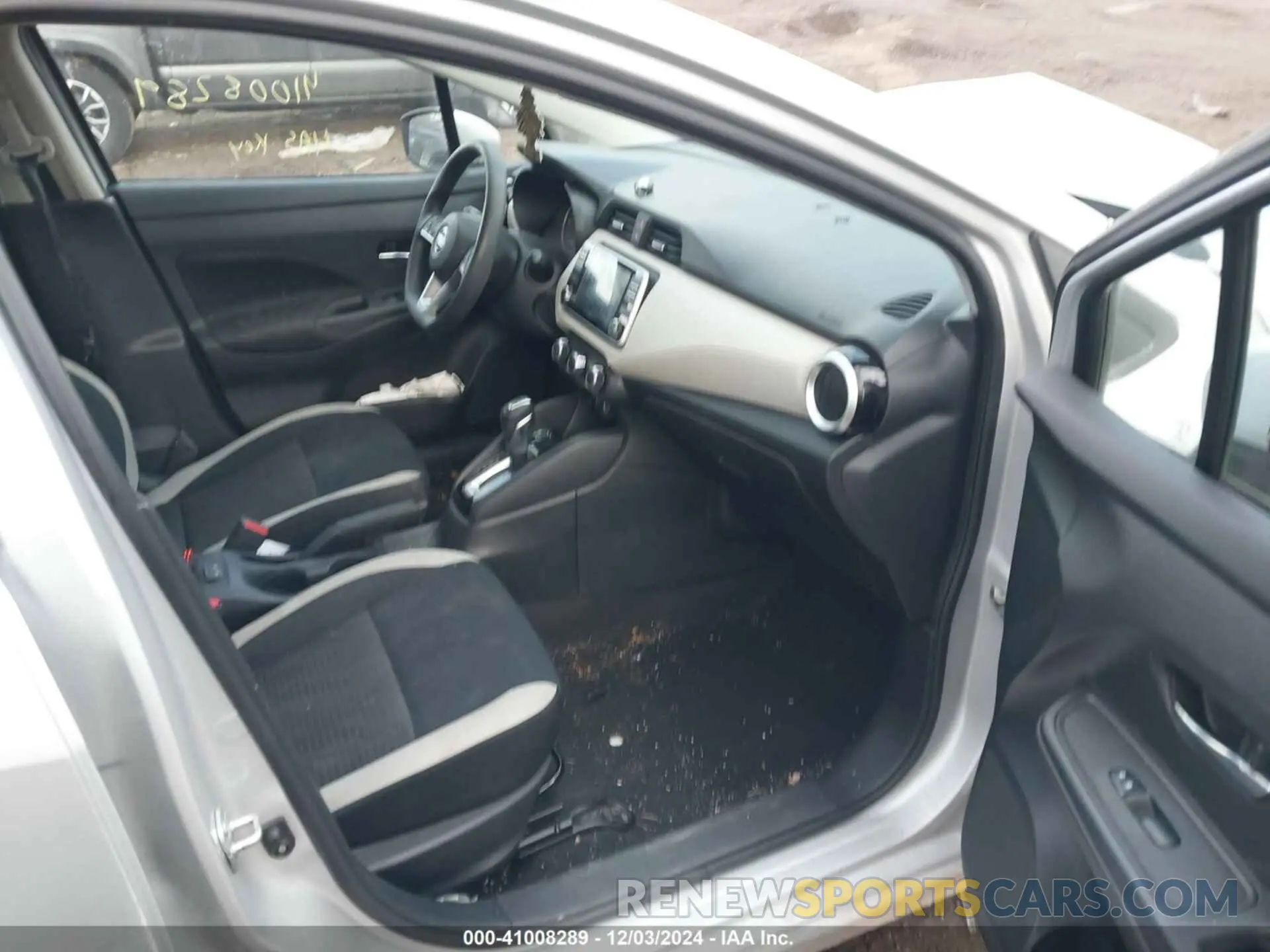 5 Photograph of a damaged car 3N1CN8EV8ML844199 NISSAN VERSA 2021