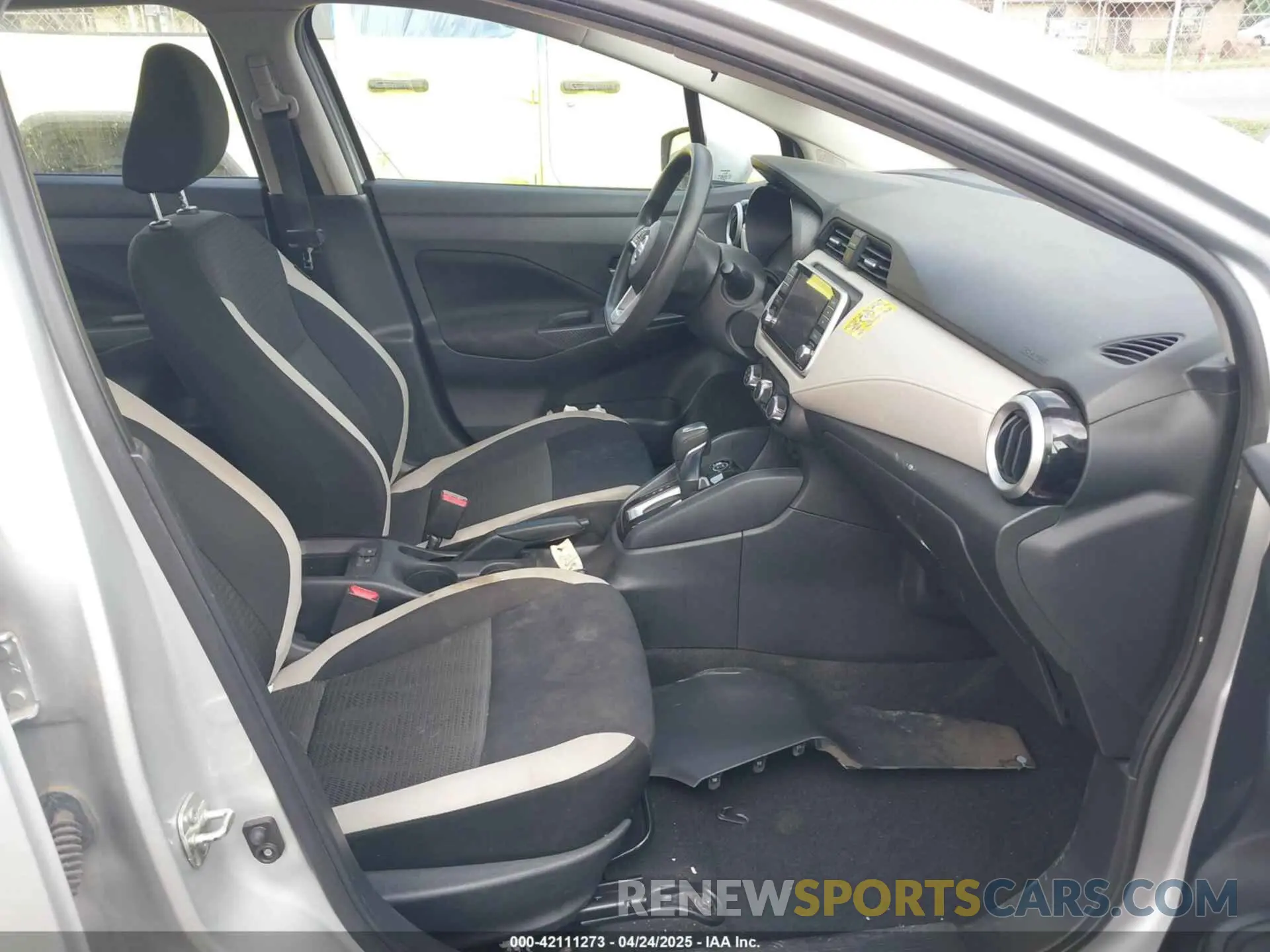 5 Photograph of a damaged car 3N1CN8EV8ML853517 NISSAN VERSA 2021