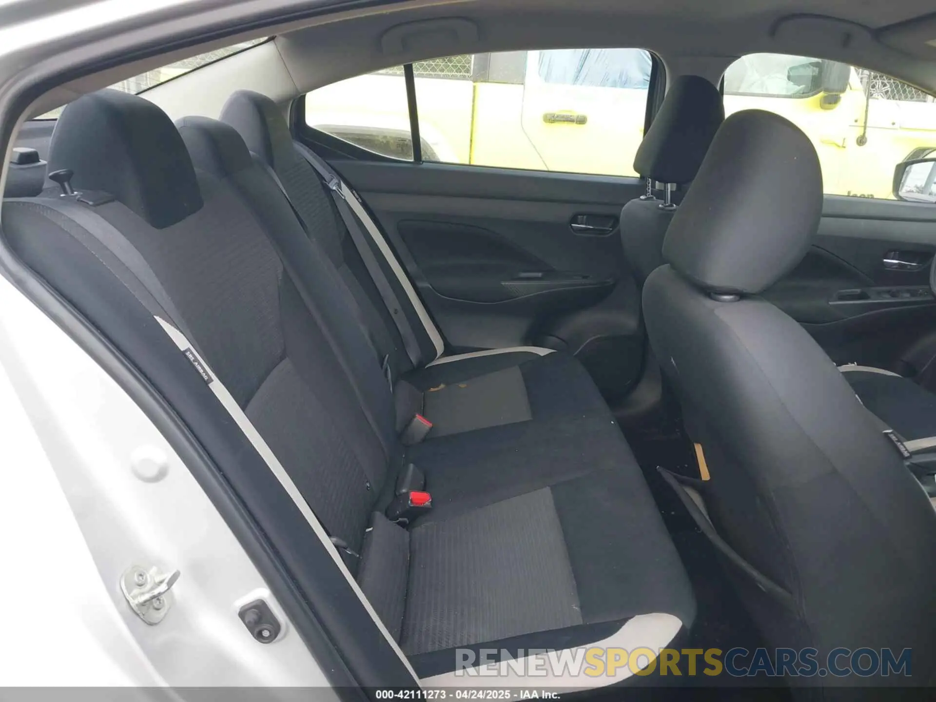 8 Photograph of a damaged car 3N1CN8EV8ML853517 NISSAN VERSA 2021