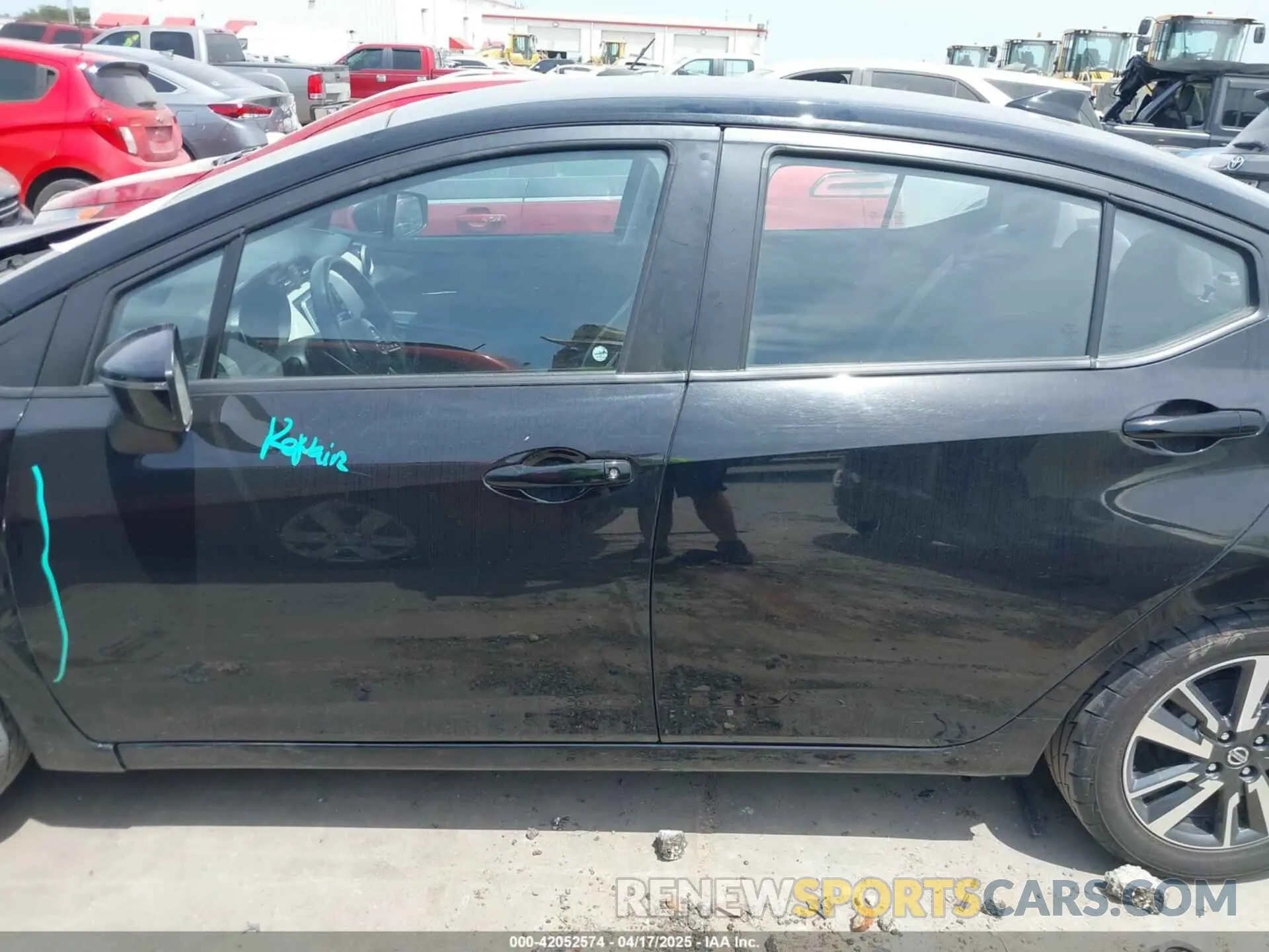 15 Photograph of a damaged car 3N1CN8EV8ML861214 NISSAN VERSA 2021