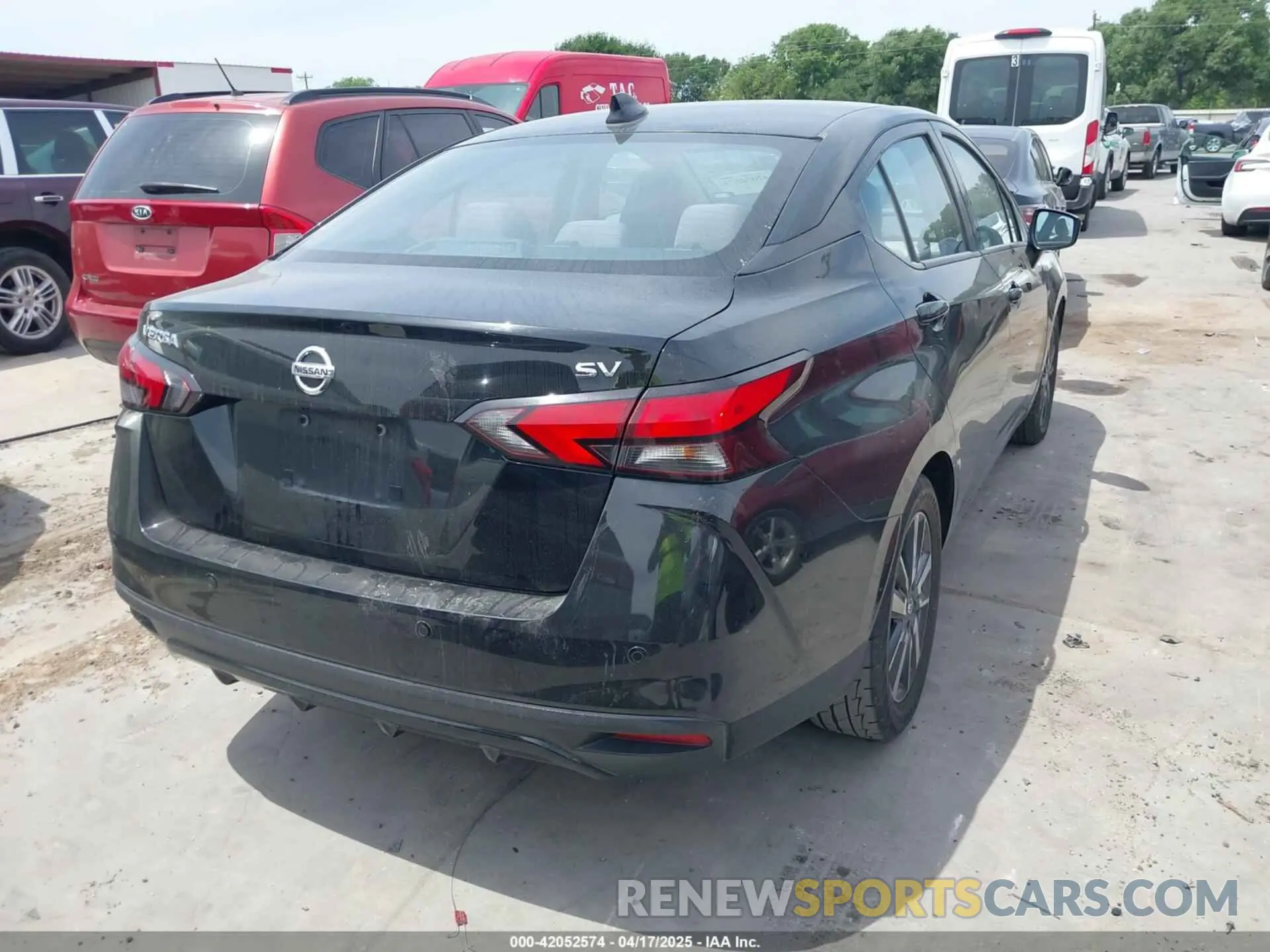 4 Photograph of a damaged car 3N1CN8EV8ML861214 NISSAN VERSA 2021
