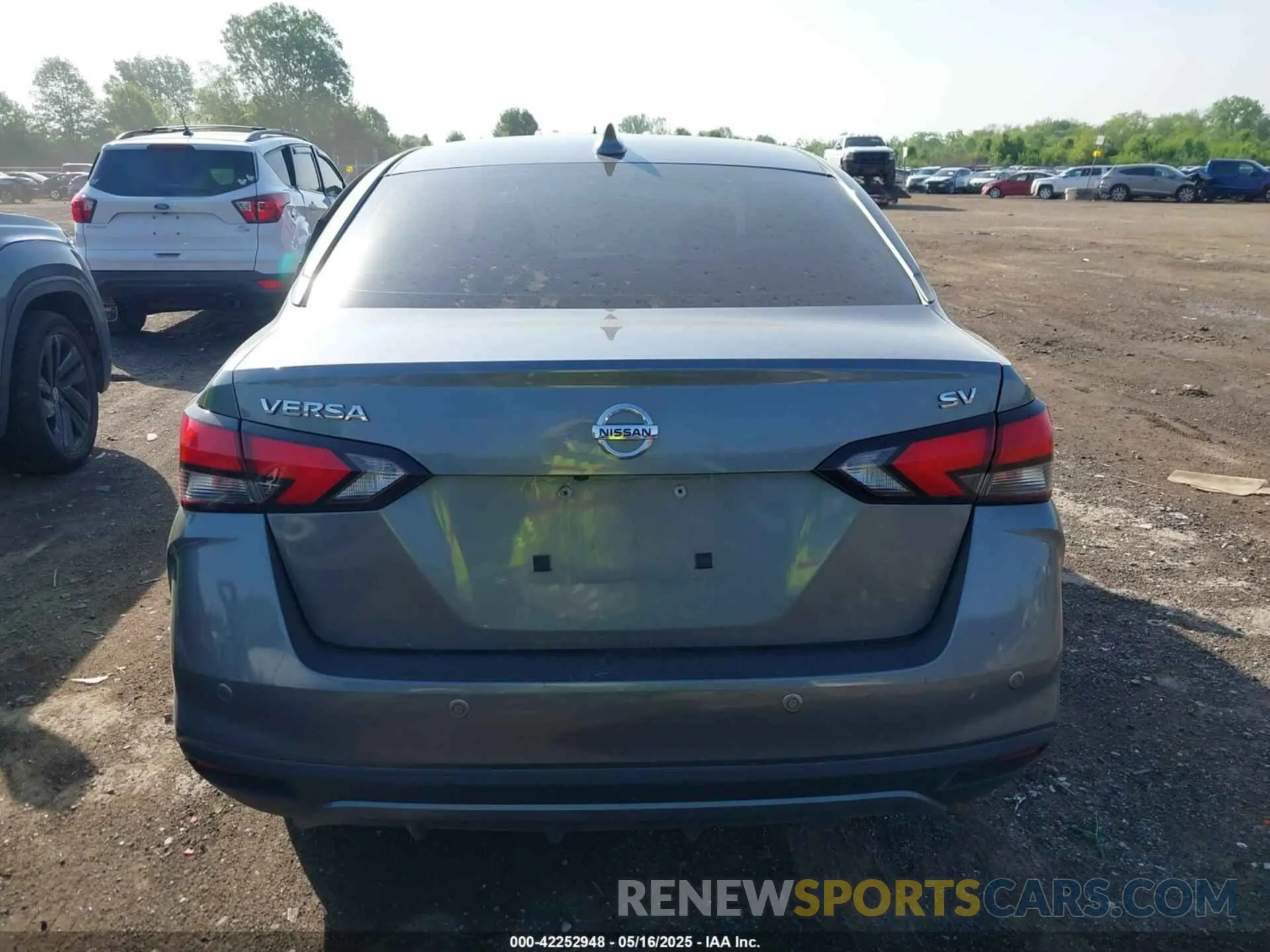 16 Photograph of a damaged car 3N1CN8EV8ML863691 NISSAN VERSA 2021