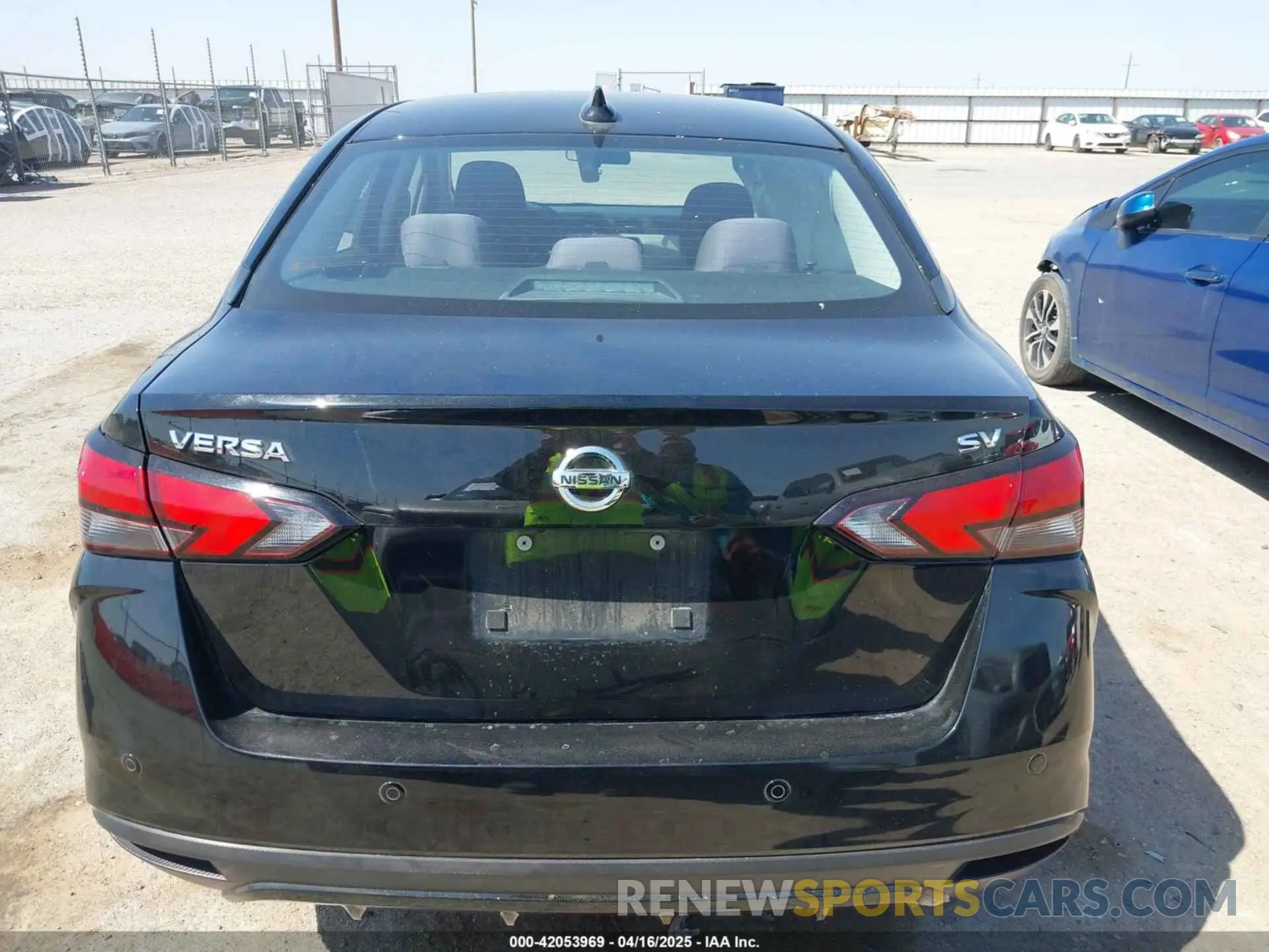 15 Photograph of a damaged car 3N1CN8EV8ML865859 NISSAN VERSA 2021