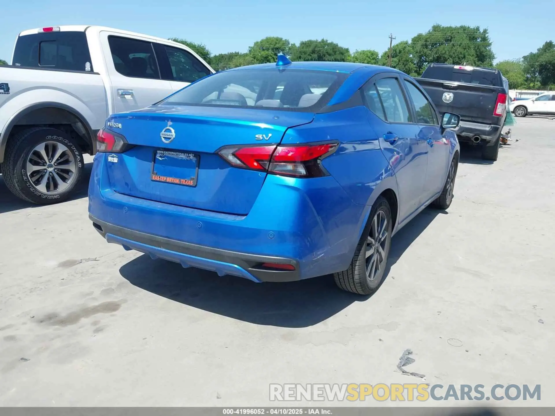 4 Photograph of a damaged car 3N1CN8EV8ML876344 NISSAN VERSA 2021
