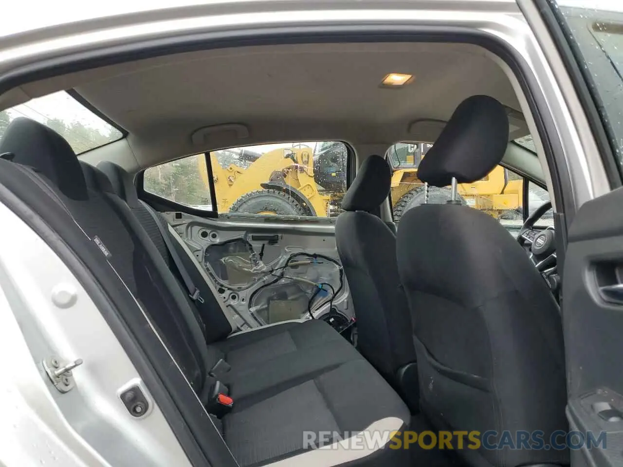 10 Photograph of a damaged car 3N1CN8EV8ML892964 NISSAN VERSA 2021