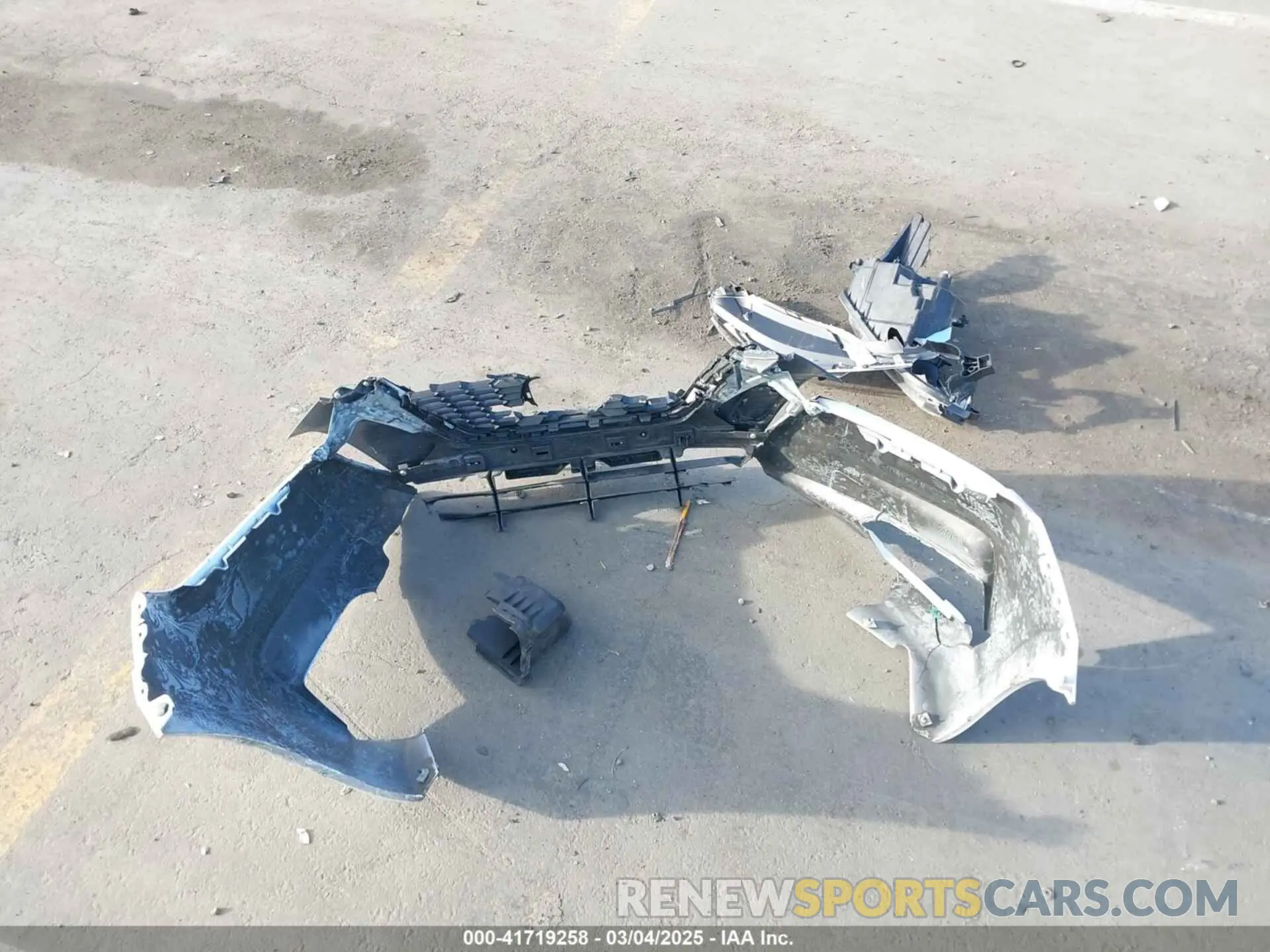 12 Photograph of a damaged car 3N1CN8EV8ML920326 NISSAN VERSA 2021