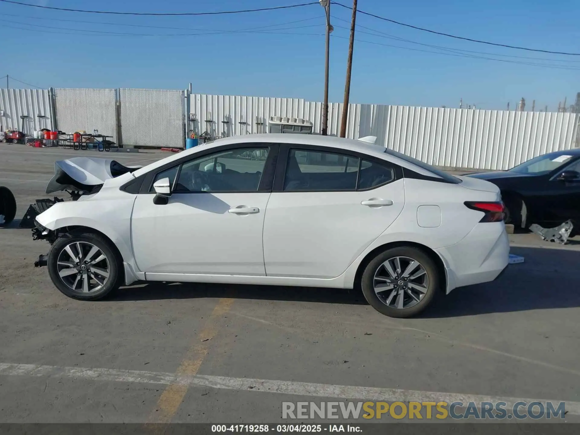 15 Photograph of a damaged car 3N1CN8EV8ML920326 NISSAN VERSA 2021