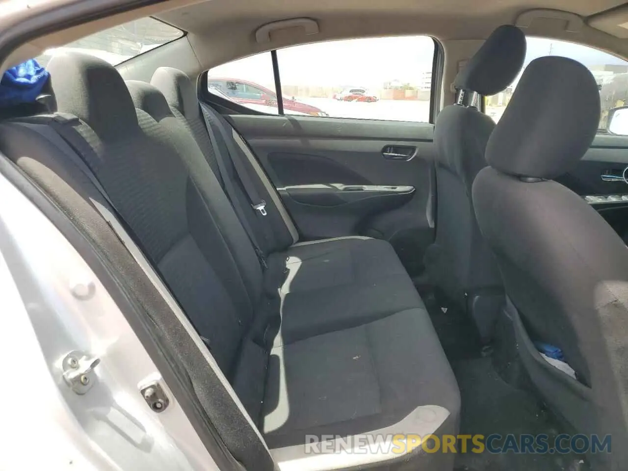 10 Photograph of a damaged car 3N1CN8EV9ML875705 NISSAN VERSA 2021