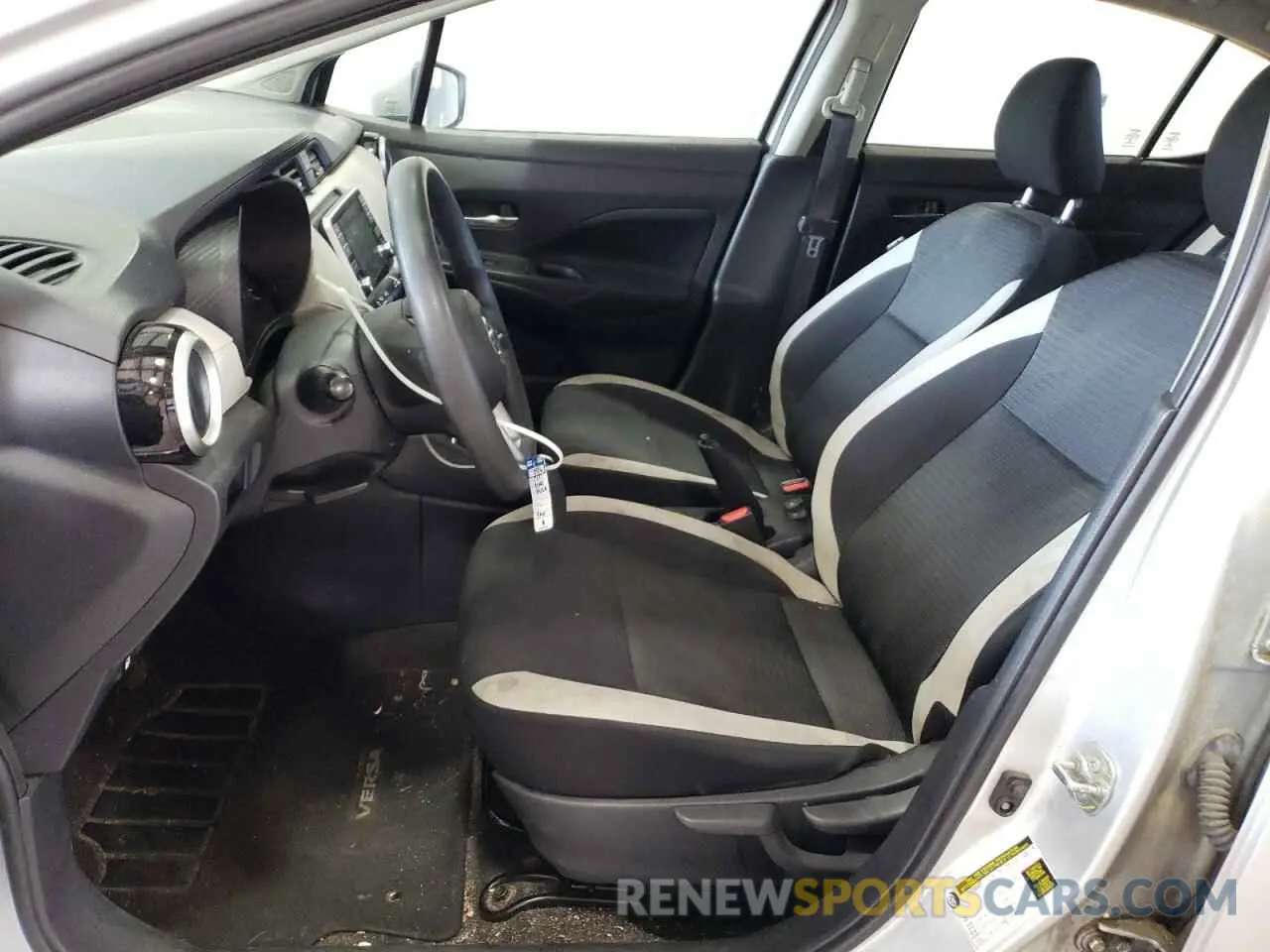 7 Photograph of a damaged car 3N1CN8EV9ML880161 NISSAN VERSA 2021