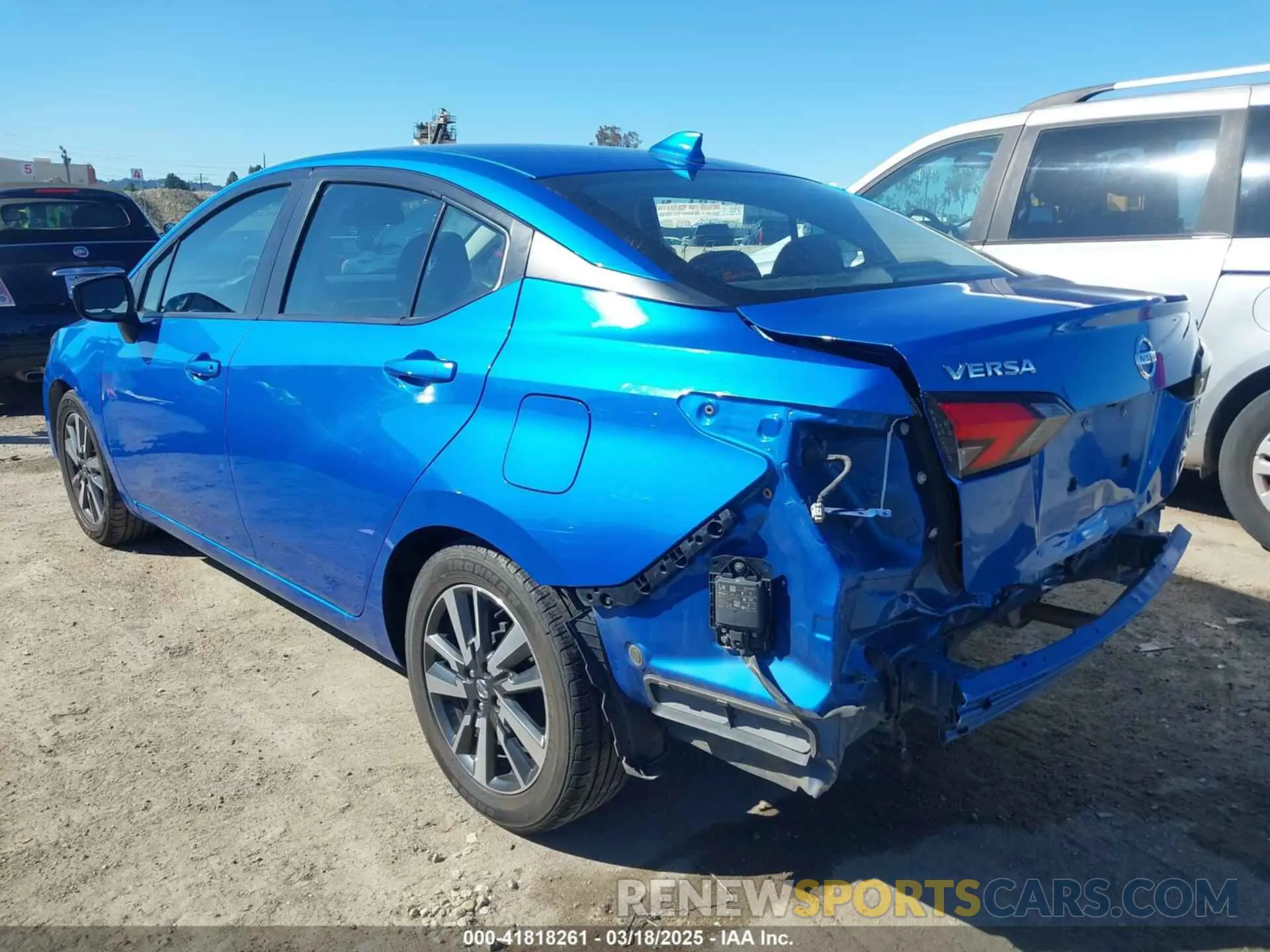 3 Photograph of a damaged car 3N1CN8EV9ML885716 NISSAN VERSA 2021