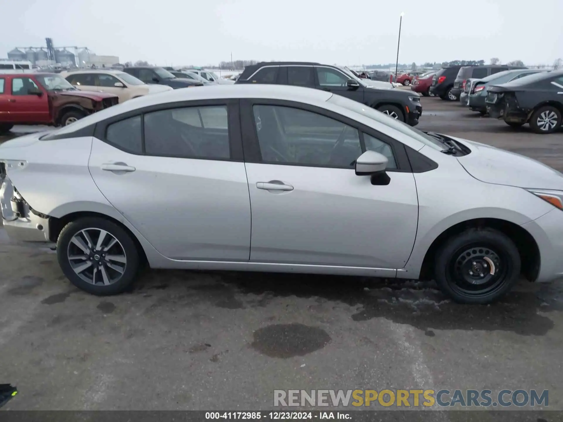 14 Photograph of a damaged car 3N1CN8EV9ML893847 NISSAN VERSA 2021