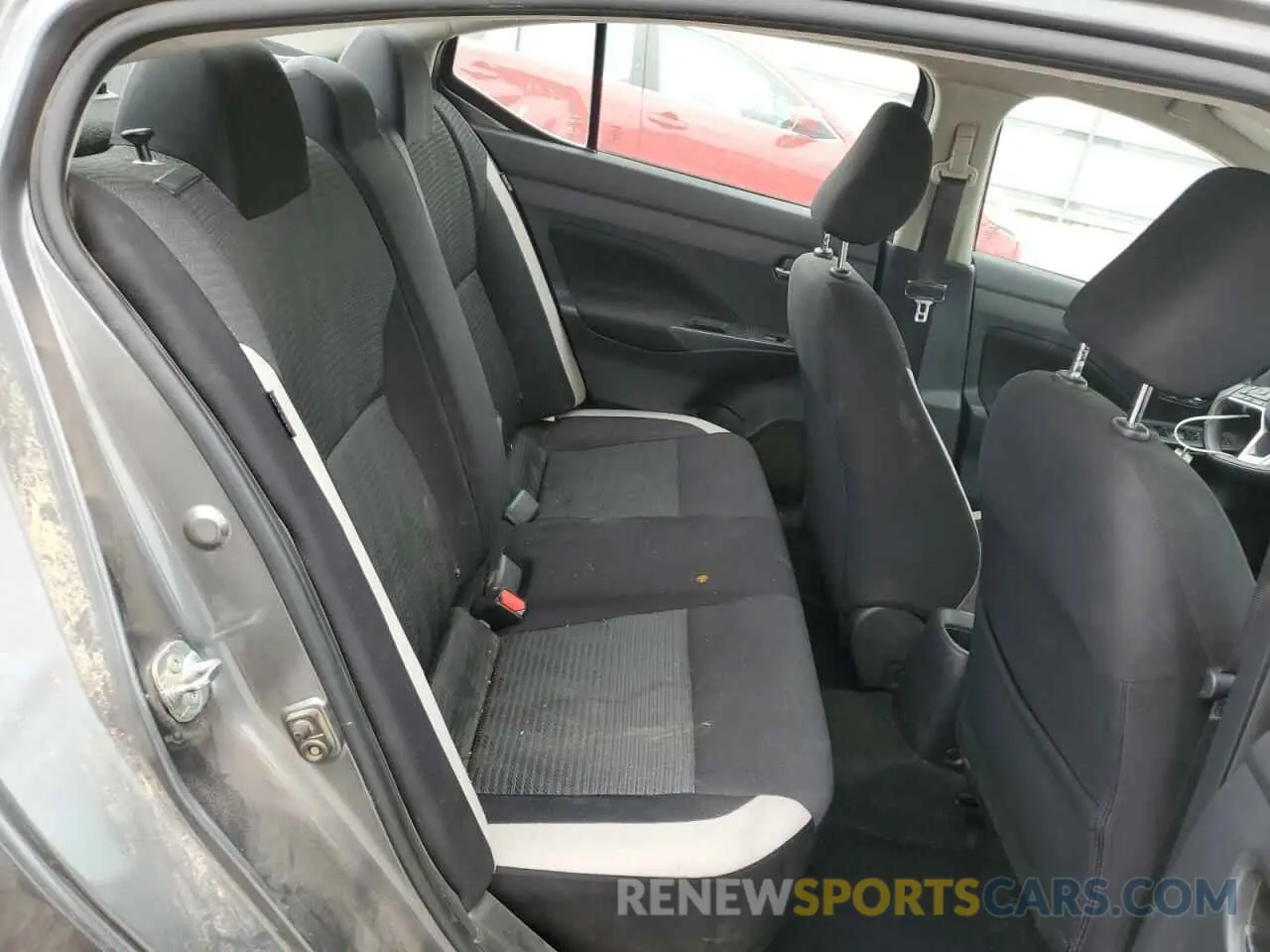 10 Photograph of a damaged car 3N1CN8EV9ML917631 NISSAN VERSA 2021