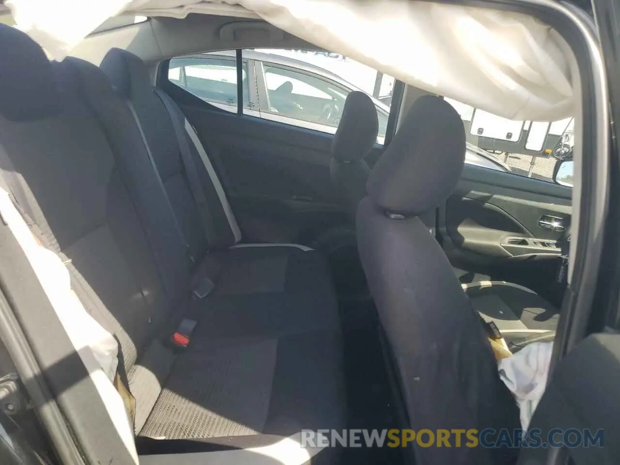 10 Photograph of a damaged car 3N1CN8EVXML820955 NISSAN VERSA 2021