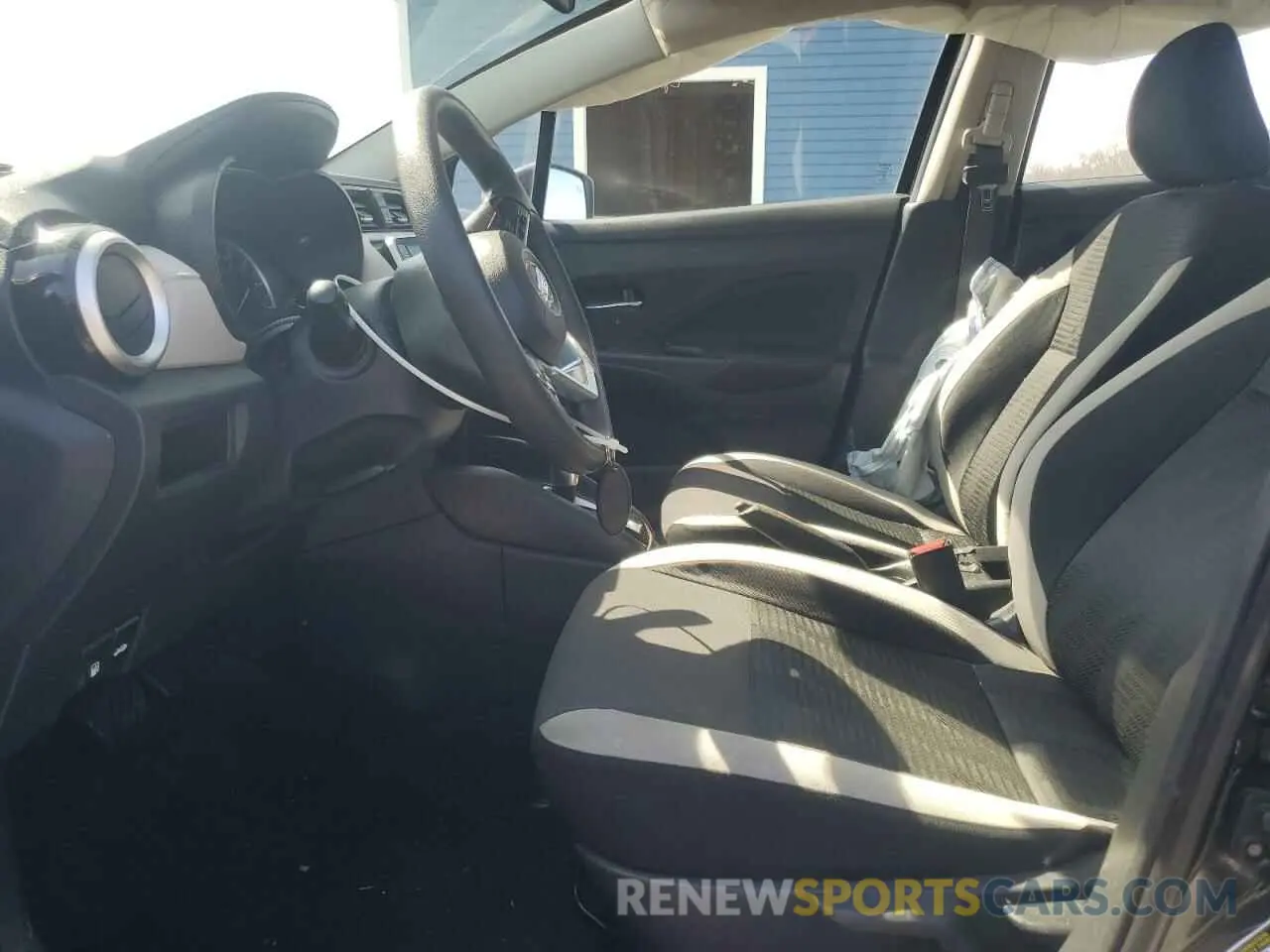 7 Photograph of a damaged car 3N1CN8EVXML820955 NISSAN VERSA 2021