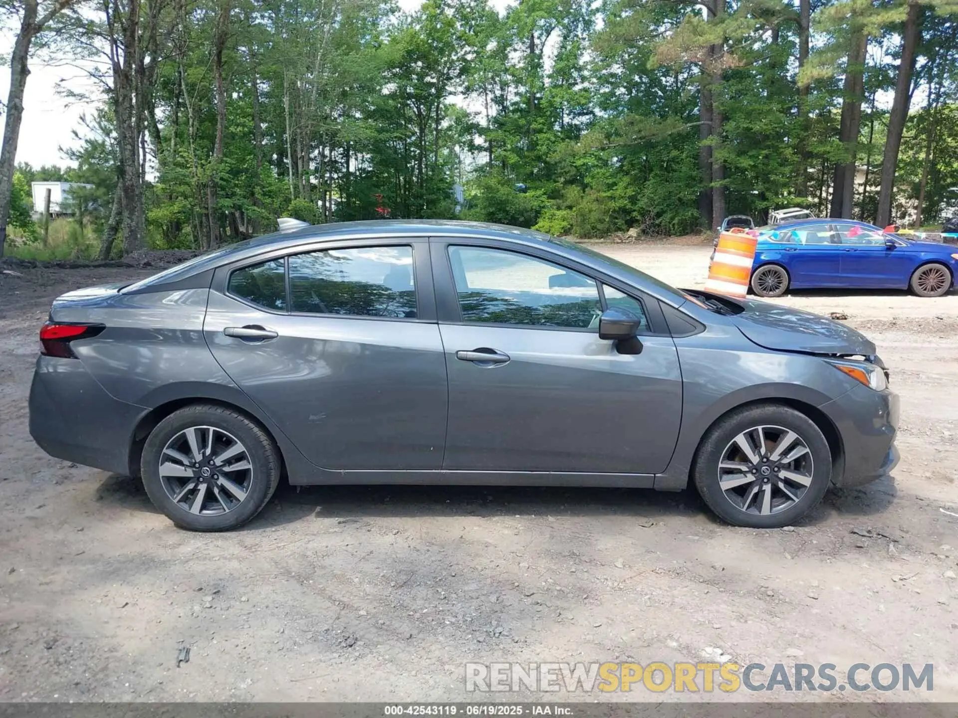 14 Photograph of a damaged car 3N1CN8EVXML823936 NISSAN VERSA 2021