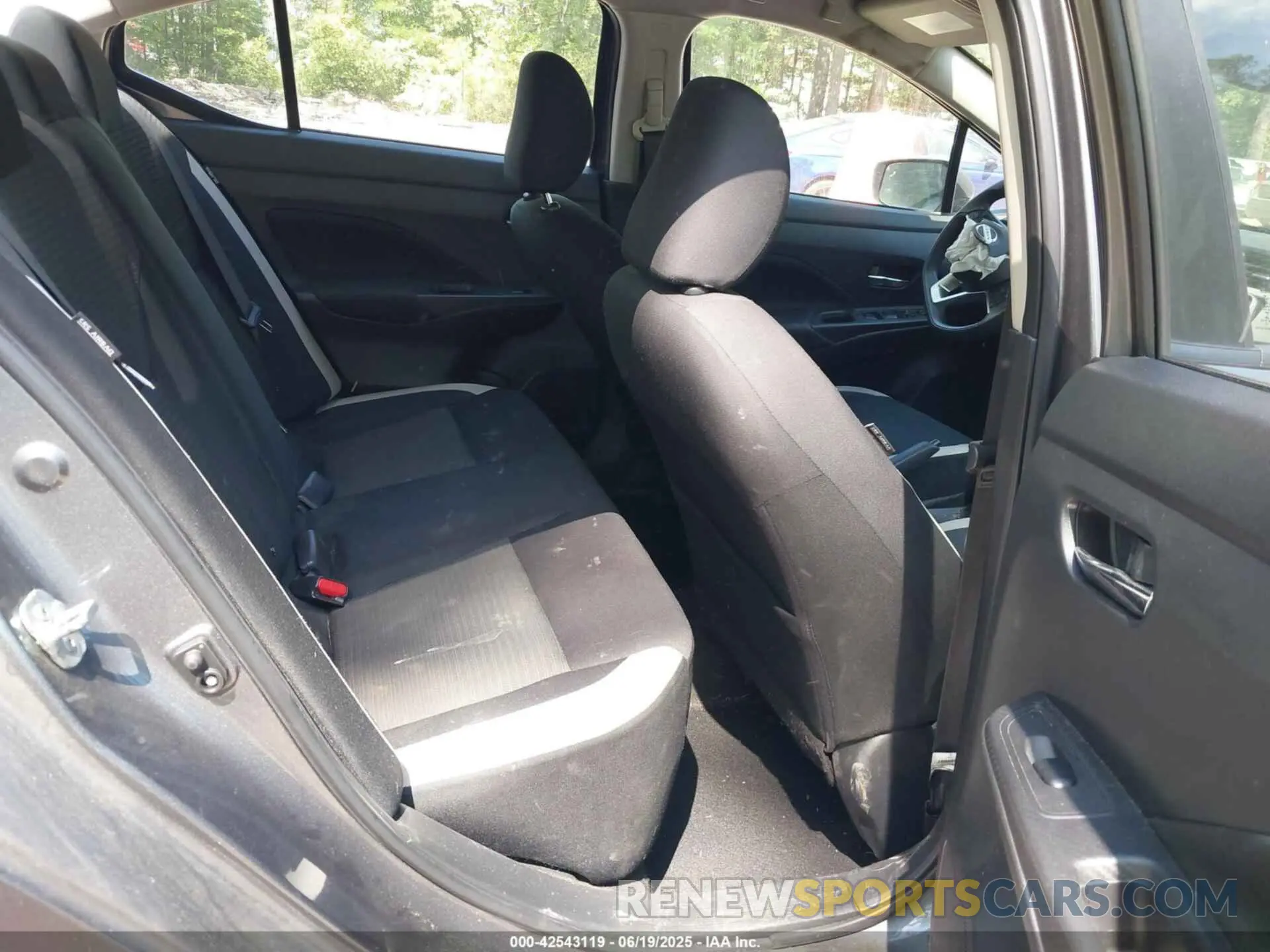 8 Photograph of a damaged car 3N1CN8EVXML823936 NISSAN VERSA 2021